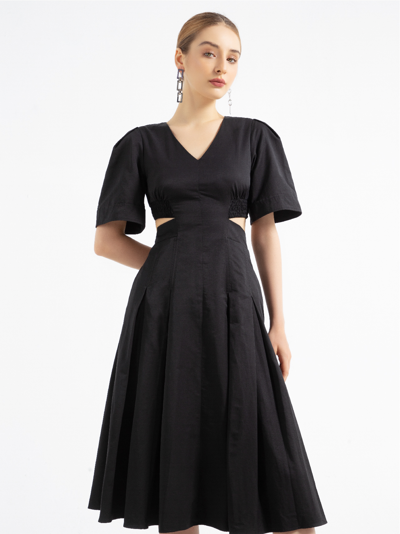 Đầm ren xòe cổ cut-out KK102-35 | Thời trang công sở K&K Fashion