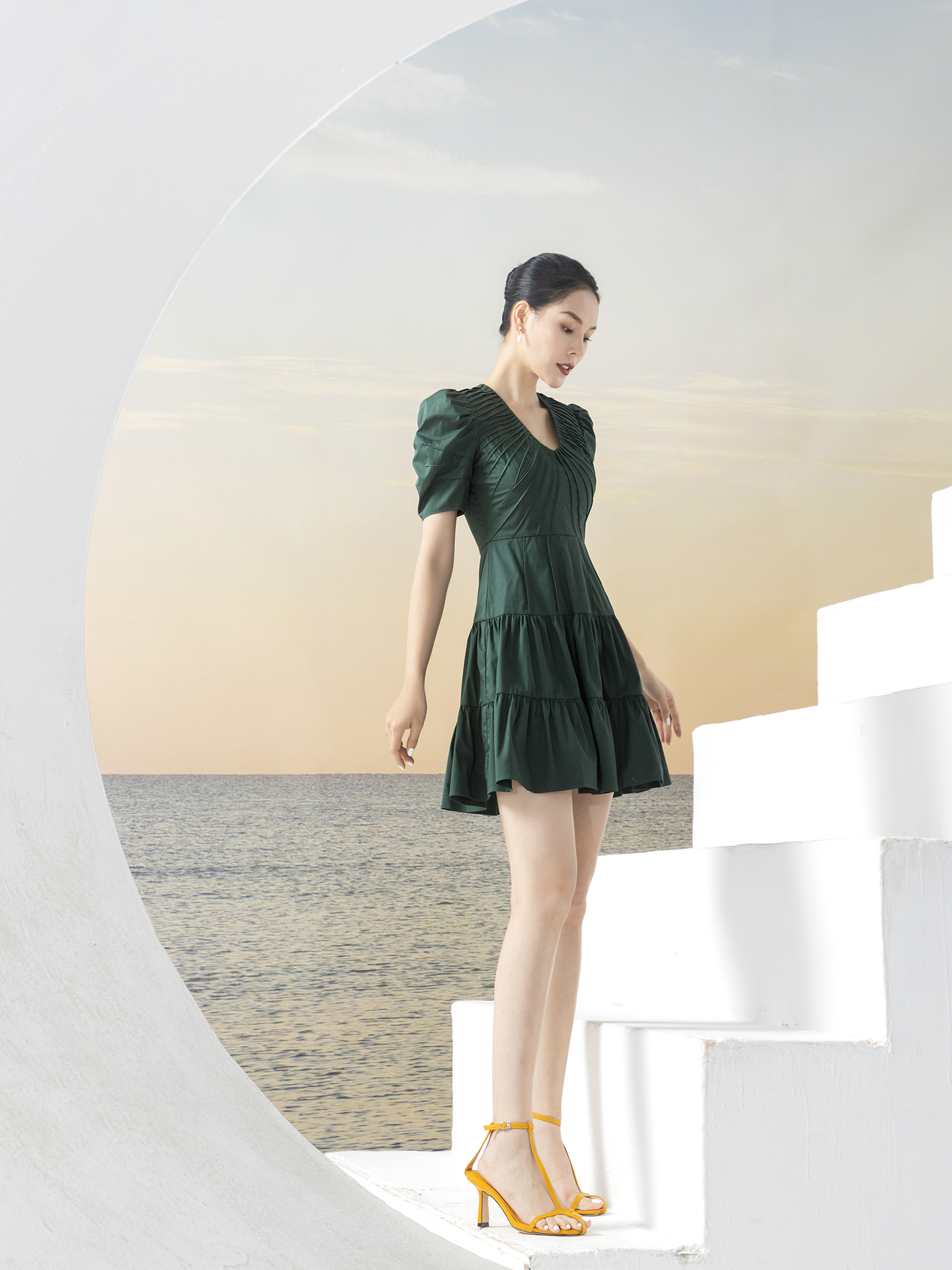Đầm xòe ngắn nhún 2 tầng mí ly ngực