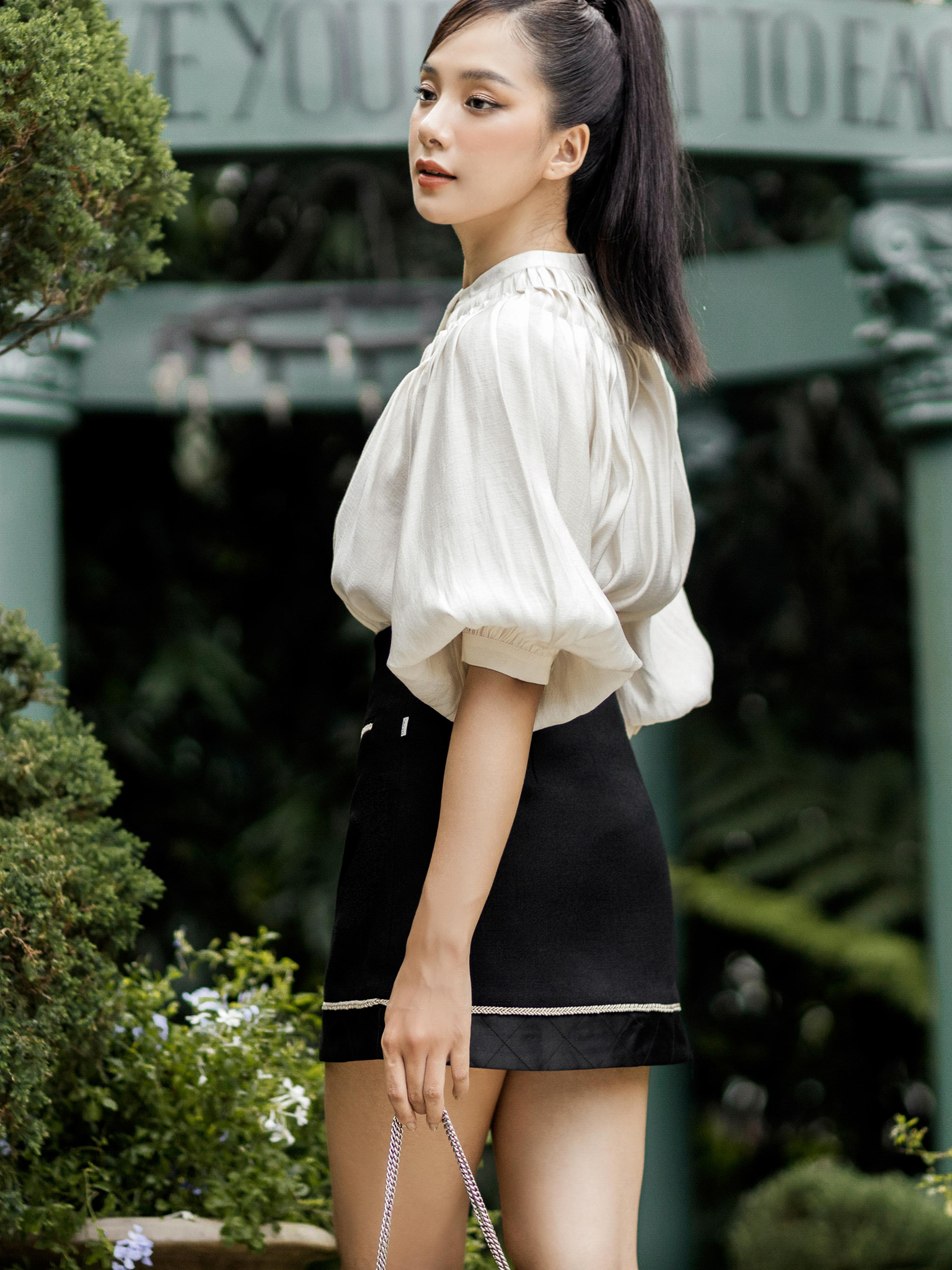 Áo sơ mi dáng suông cổ tàu