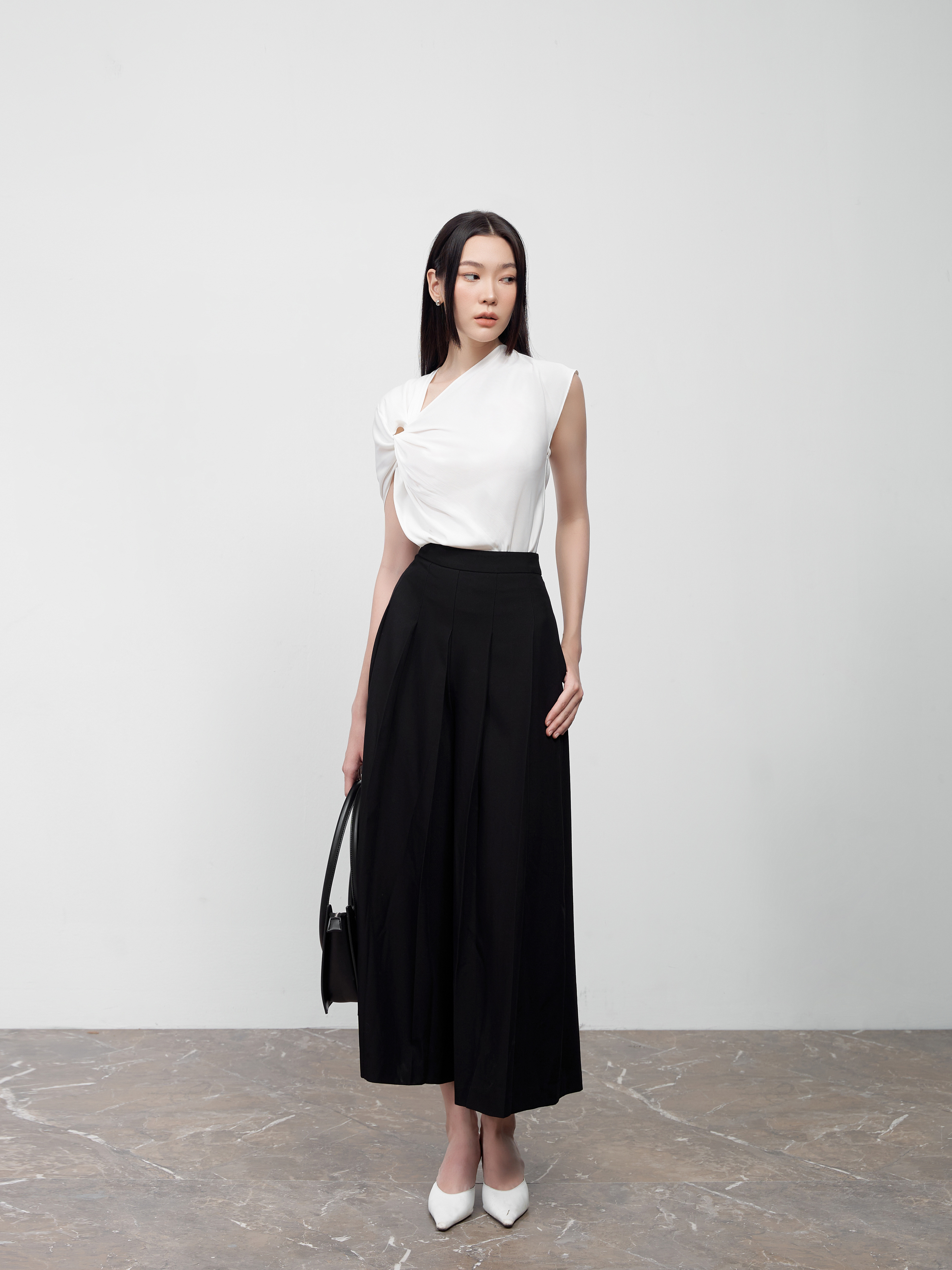 Quần xếp ly dáng rộng
