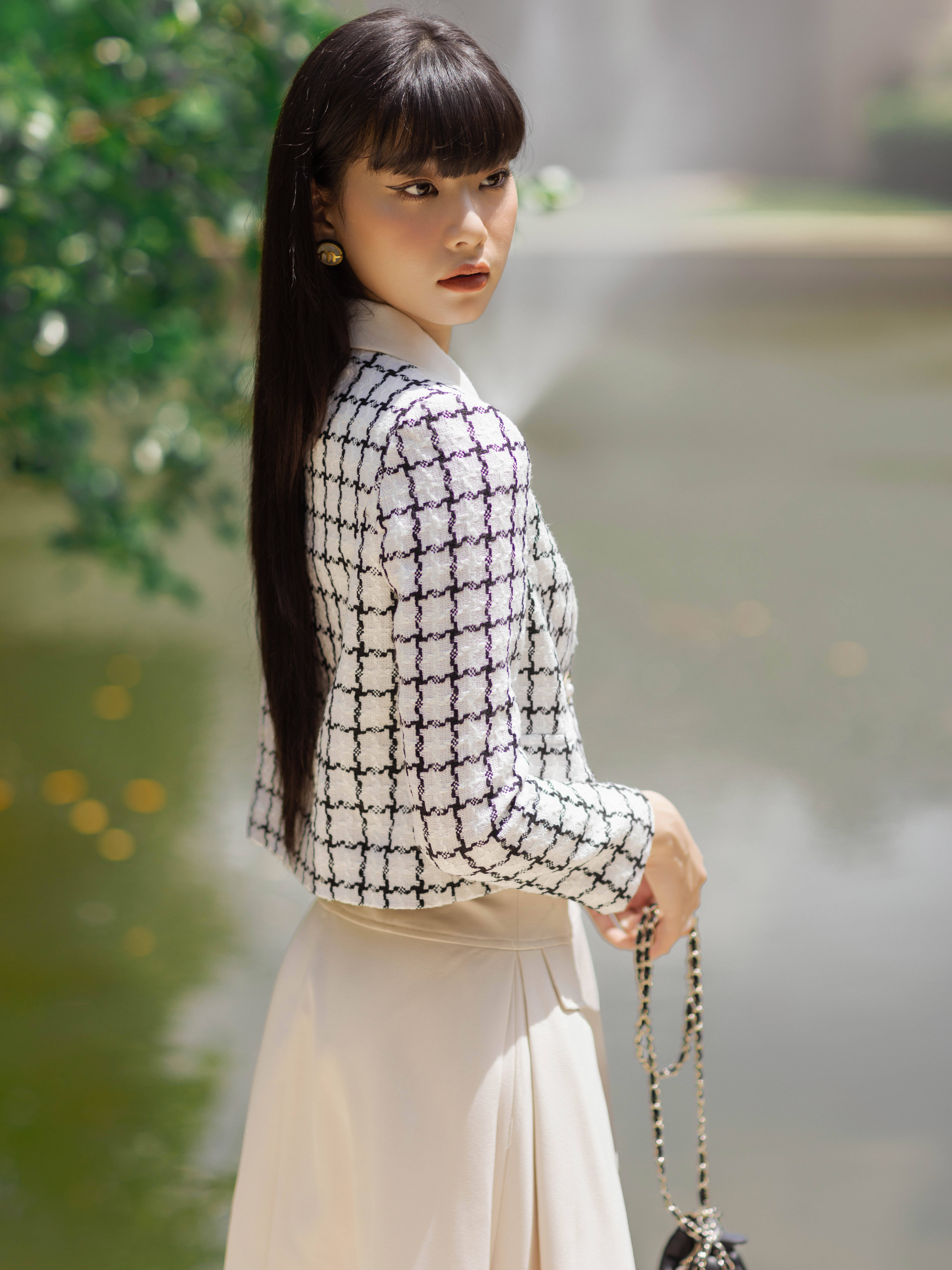 CV xòe xếp ly 2 bên