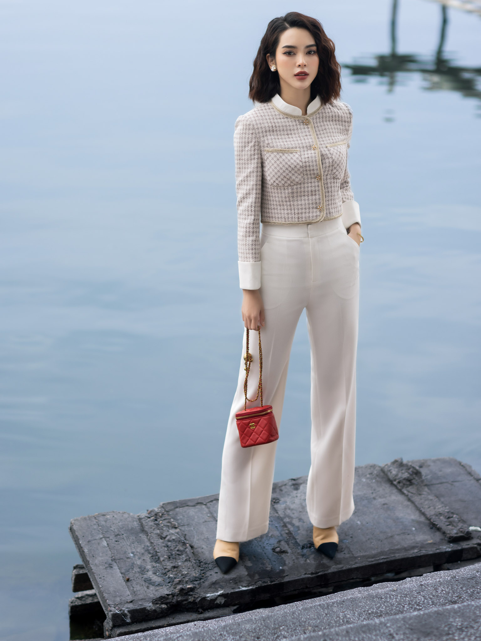Áo khoác Croptop đè dây phối cổ đứng