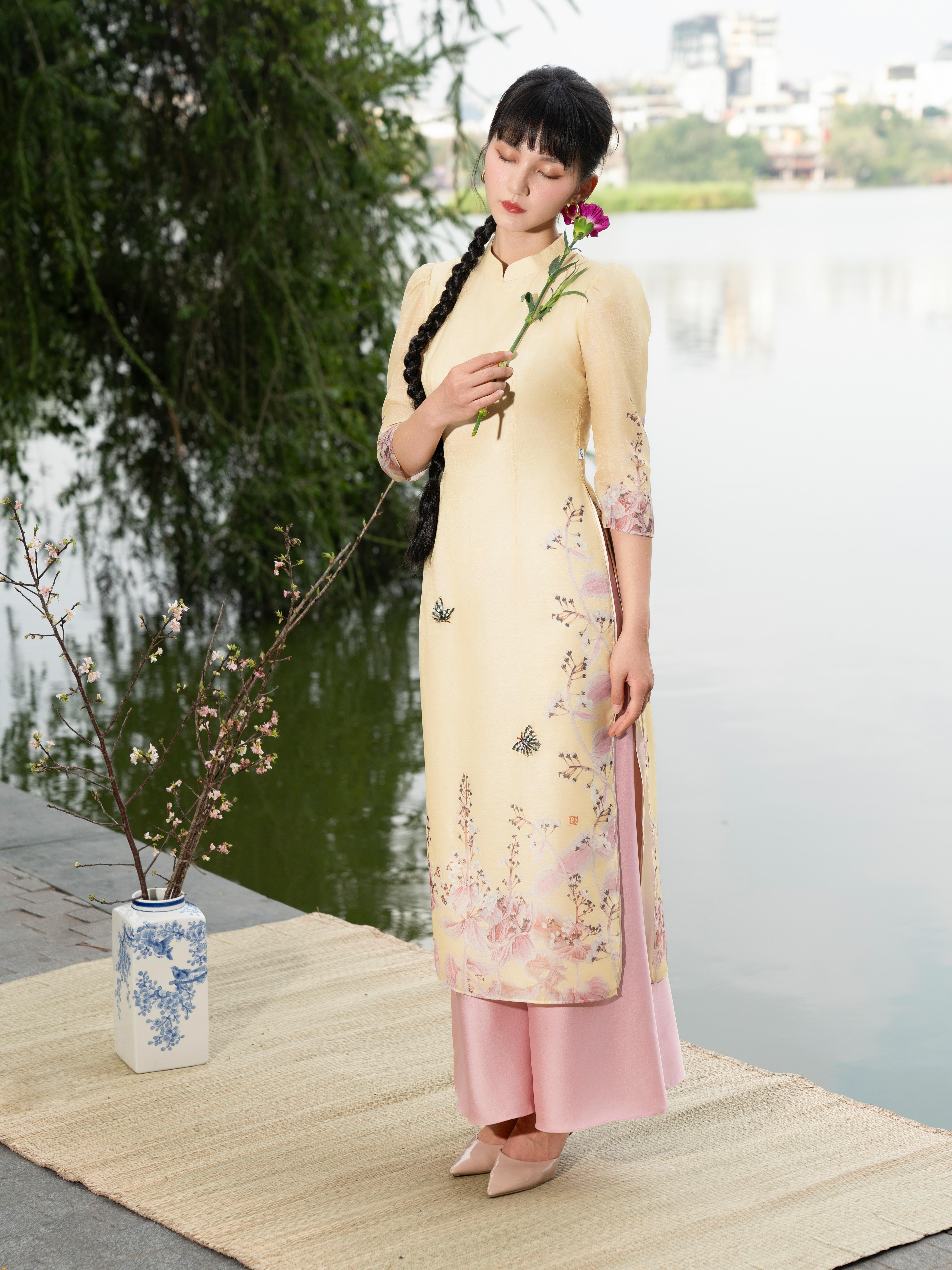 Áo dài Nghinh Xuân