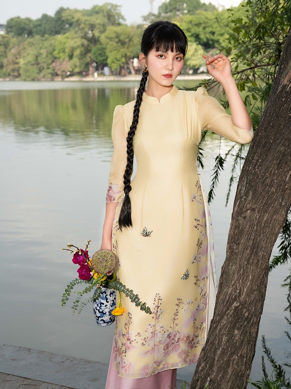 Áo dài Nghinh Xuân
