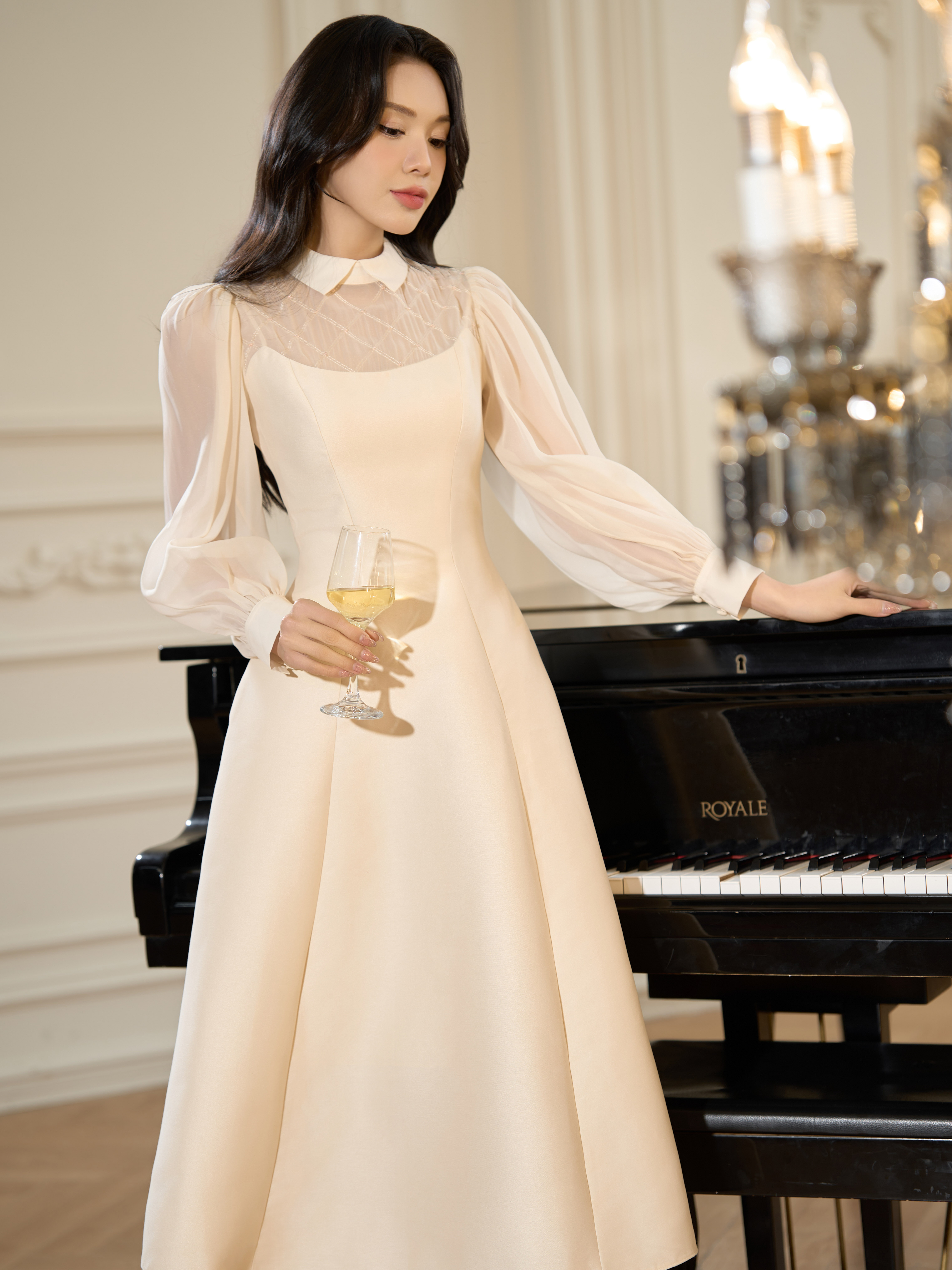 Váy liền tay ngực phối tơ