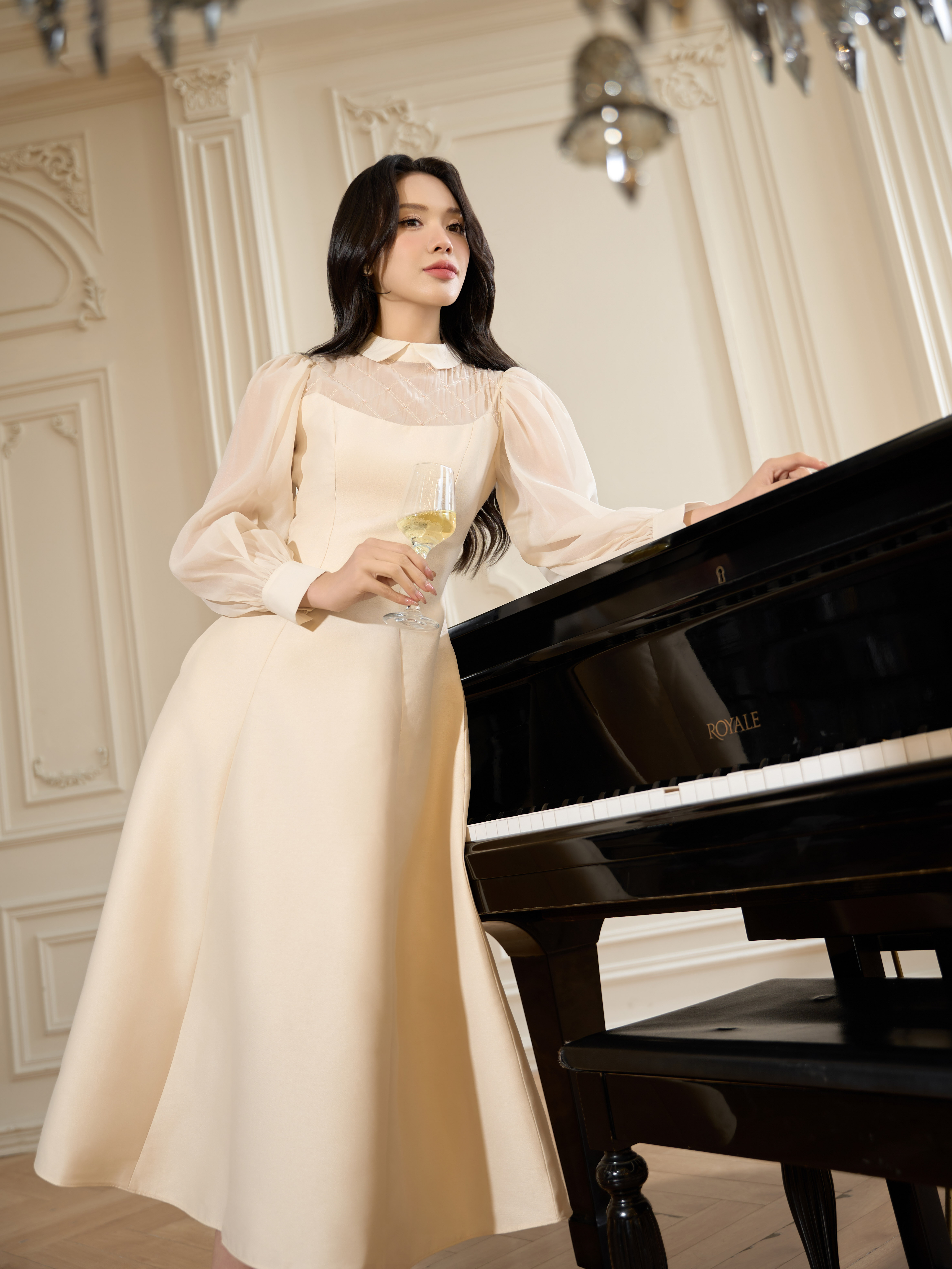 Váy liền tay ngực phối tơ