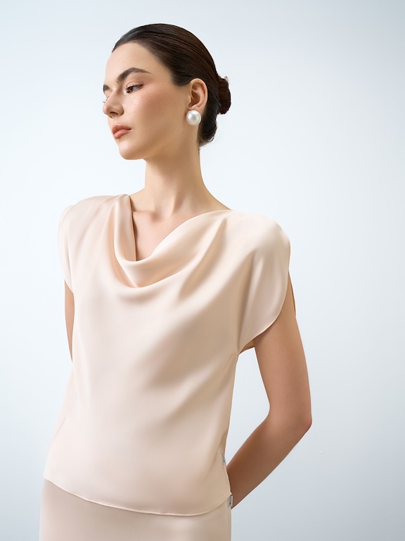 Áo cổ đổ cộc tay