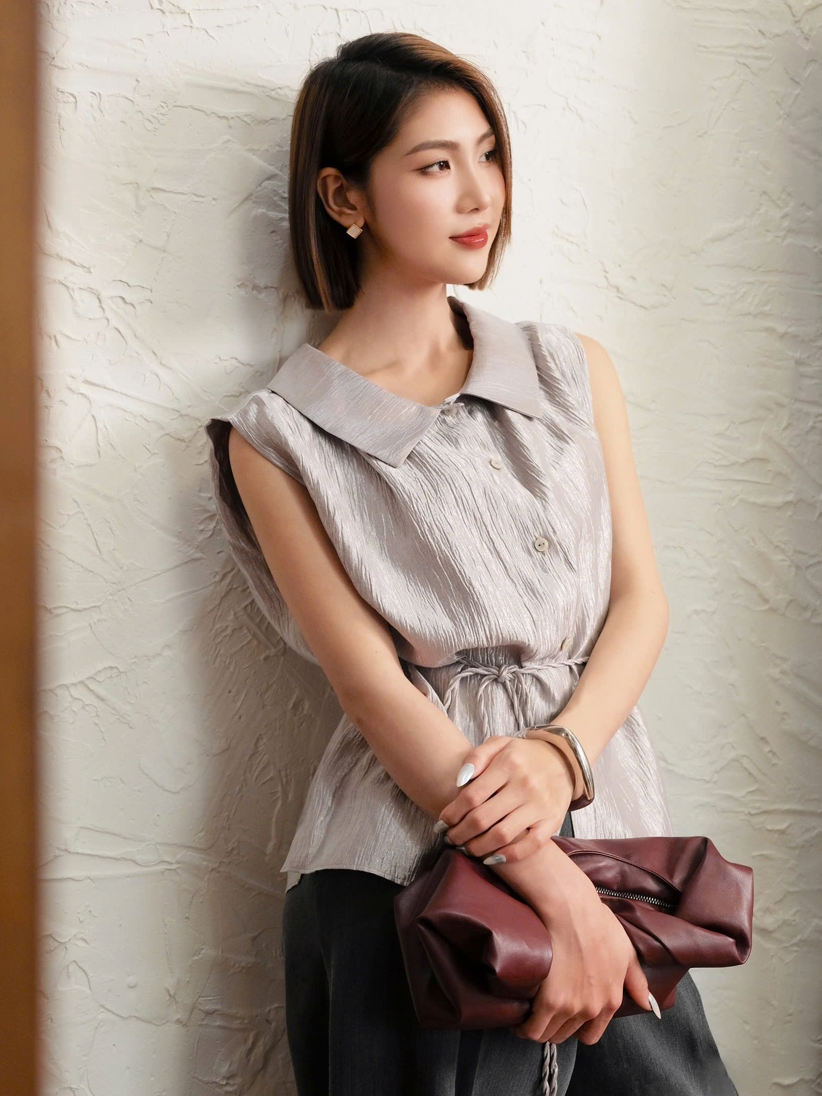 Áo sơ mi liền tay có dây đai thắt eo