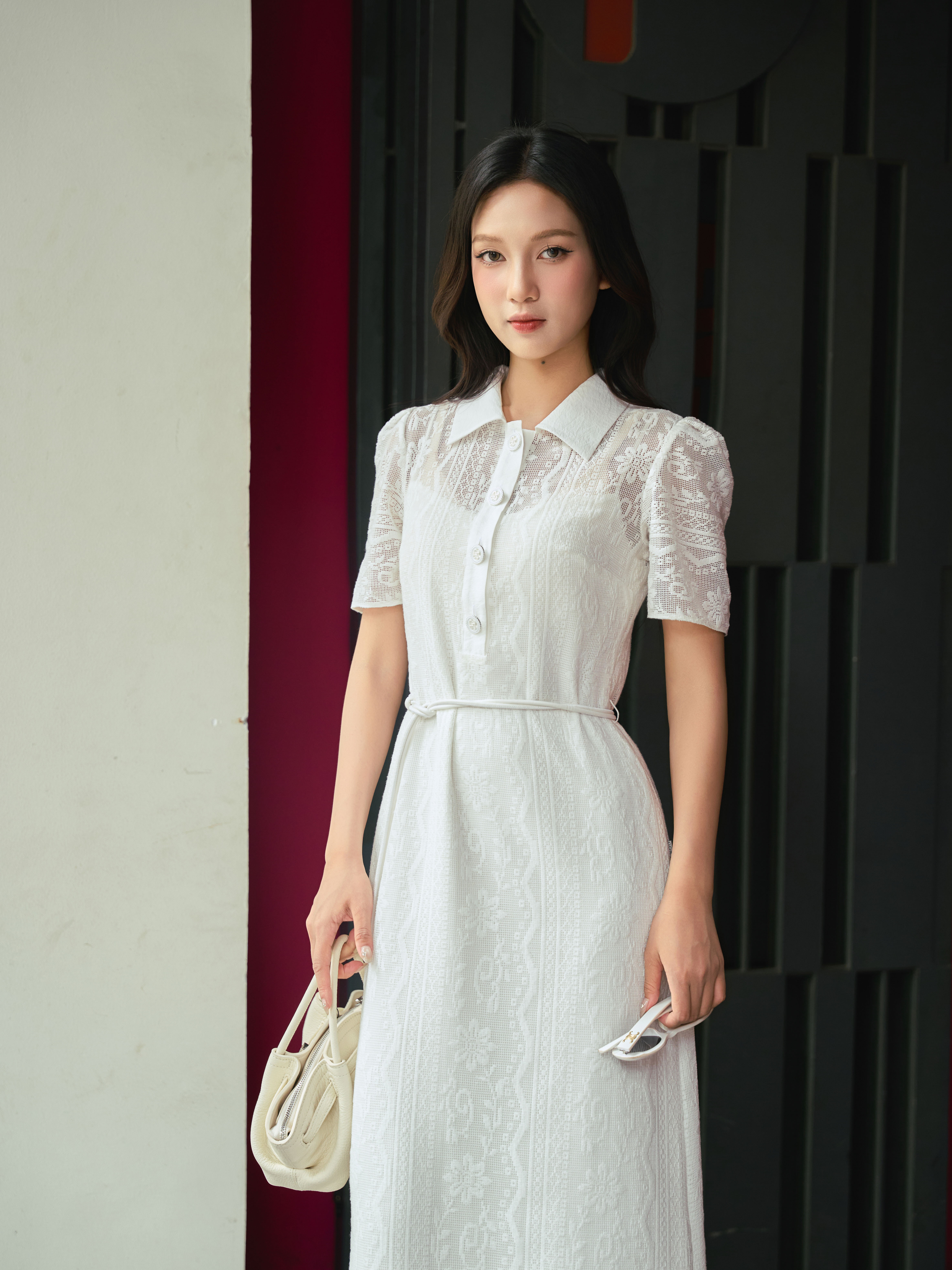 Váy ren cổ đức tay cộc có dây đai