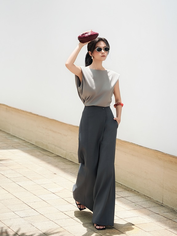 Áo cánh dơi cổ đổ sau