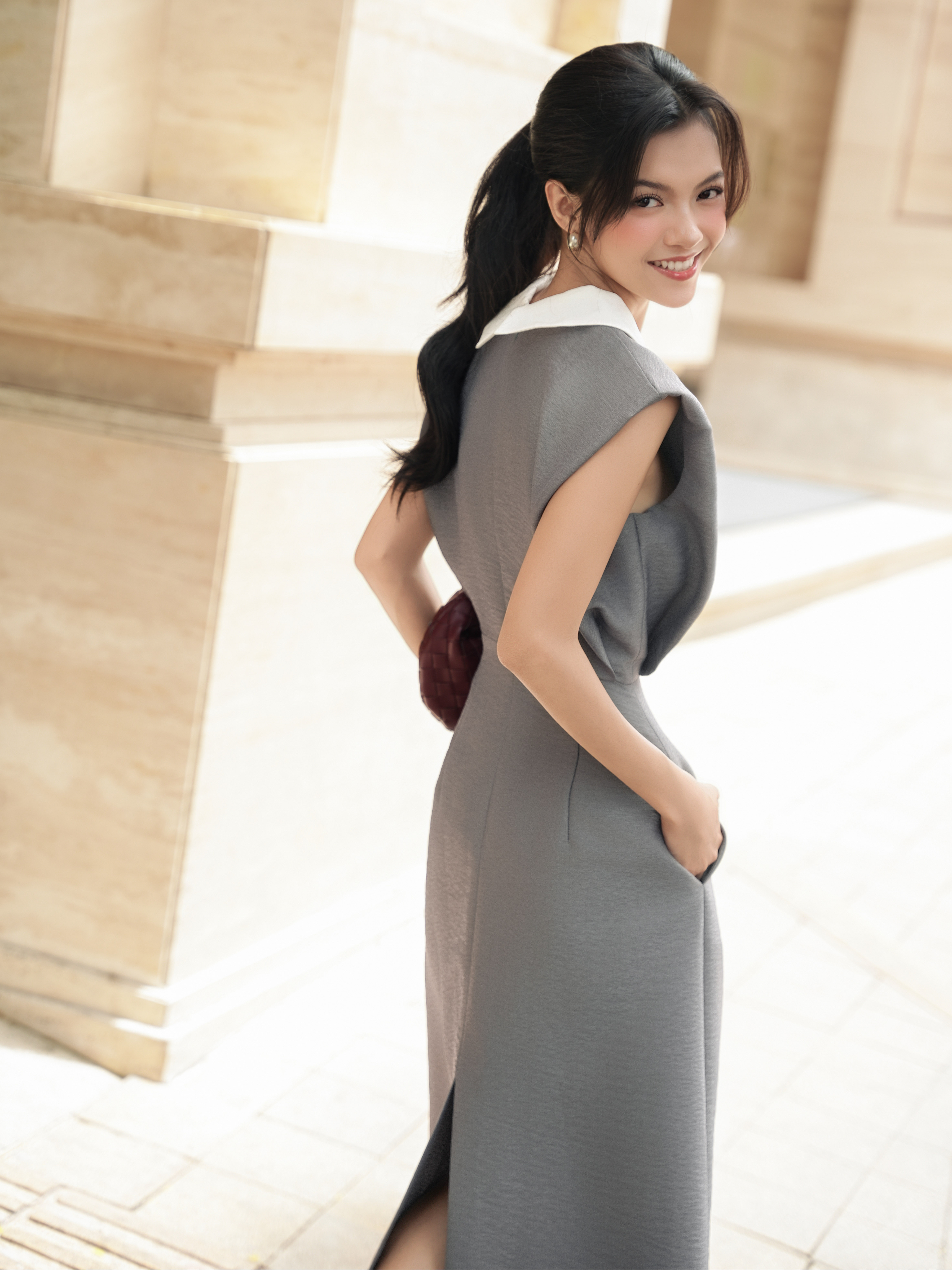 Váy liền cổ phối xếp ly eo