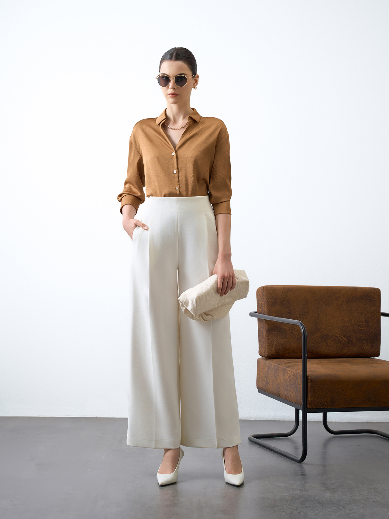 ELEGANT TONES