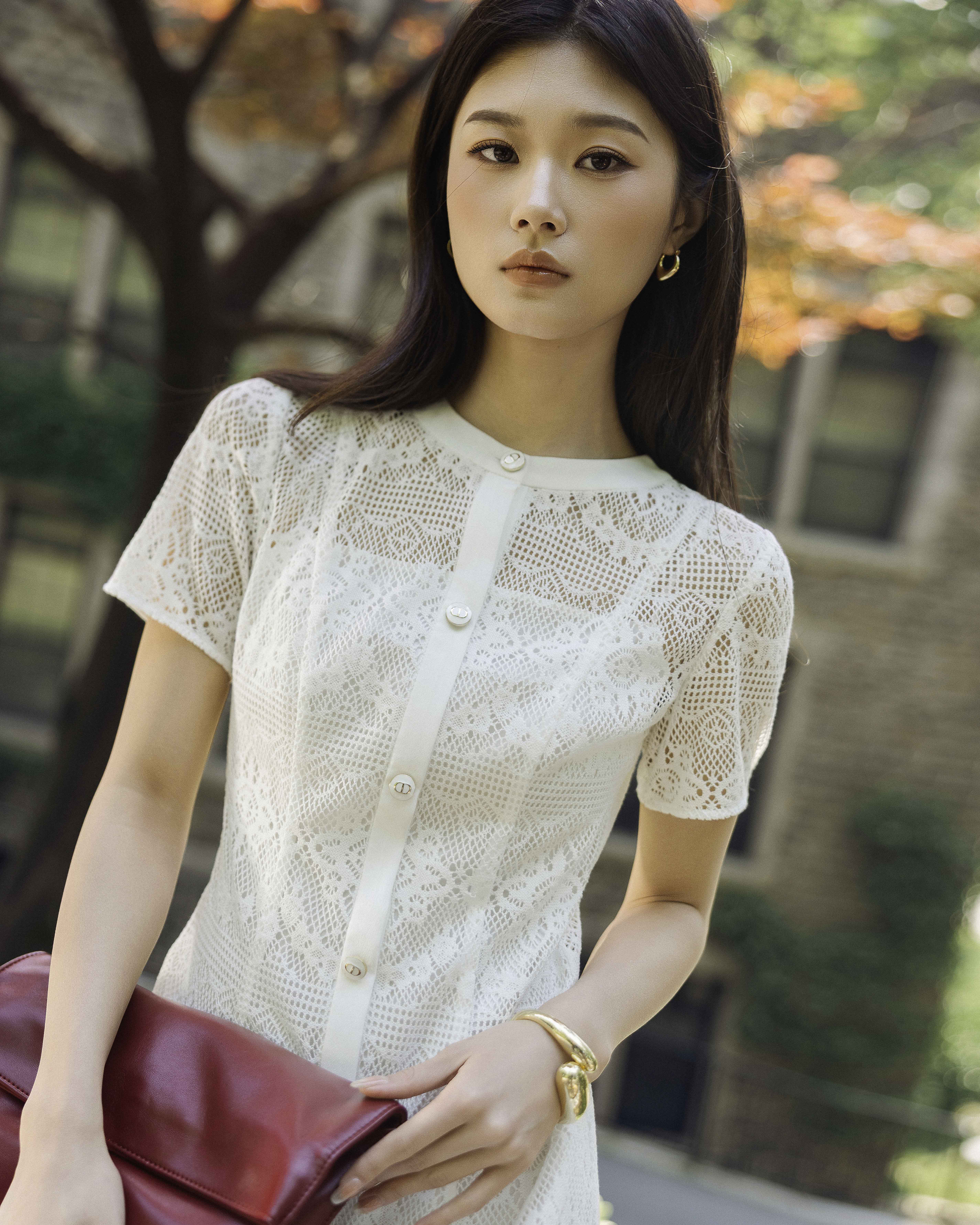 Váy ren tay cộc phối chân