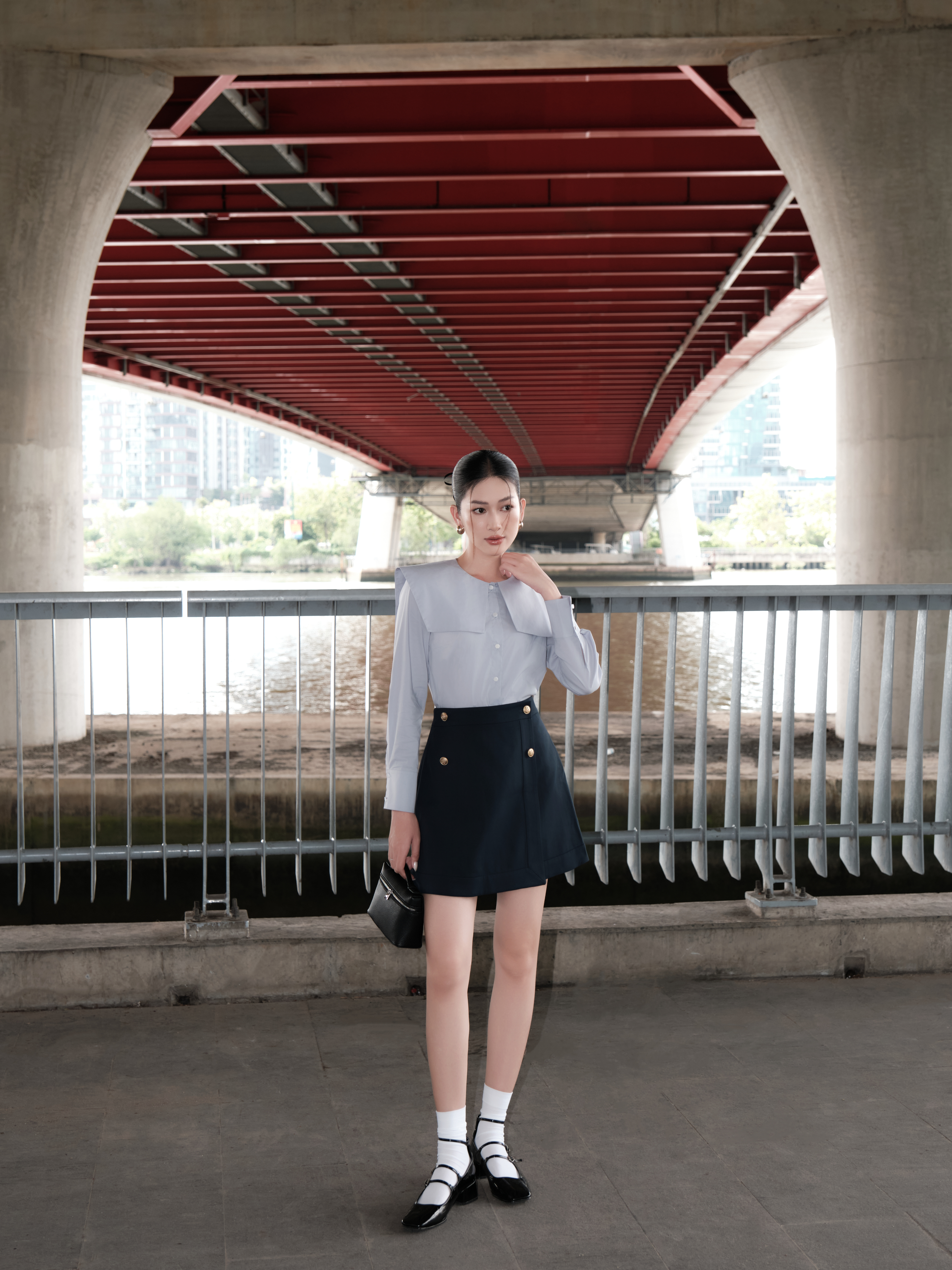 Áo sơ mi dài tay thêu túi ngực