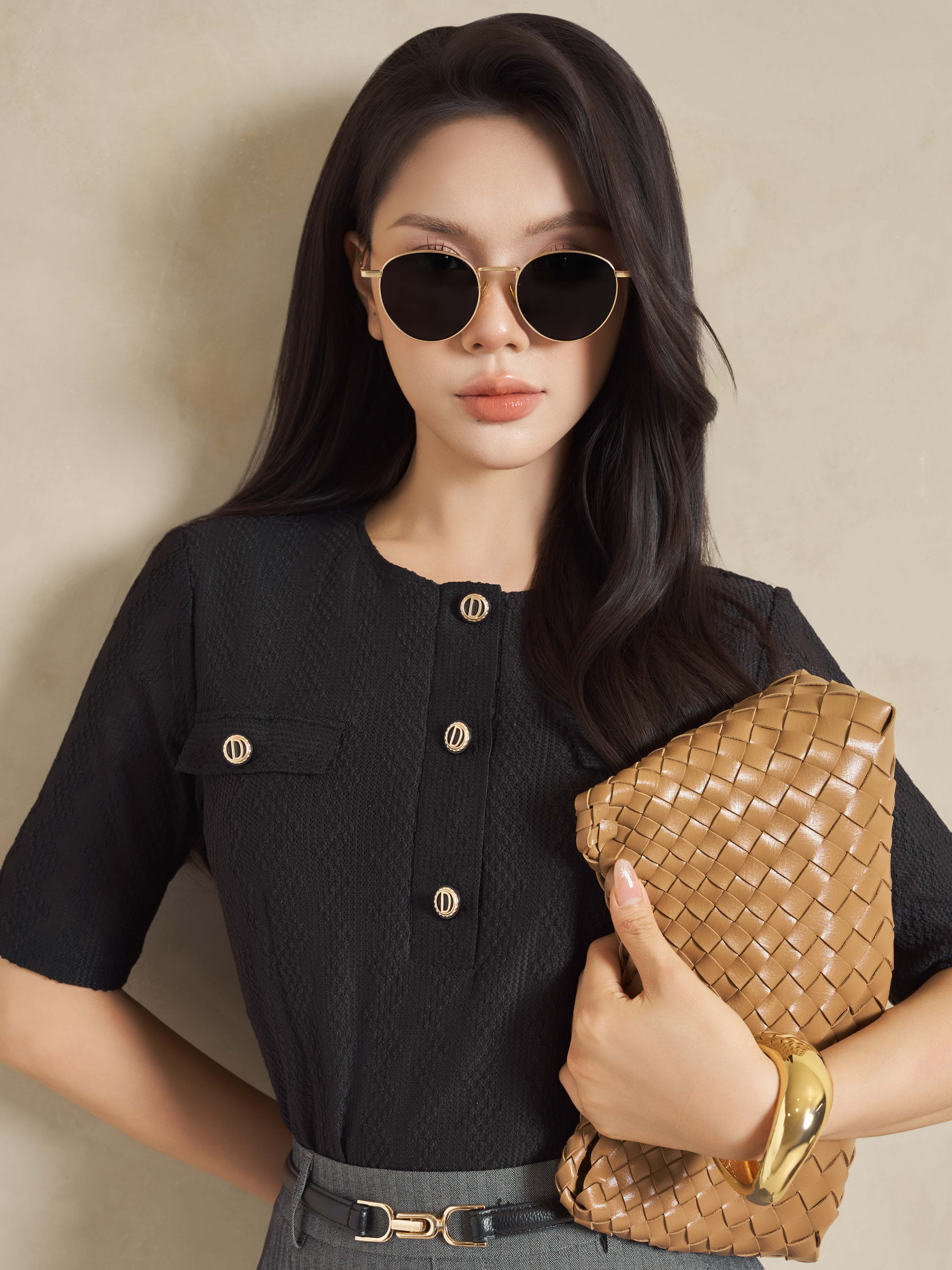 Áo ren cổ tròn
