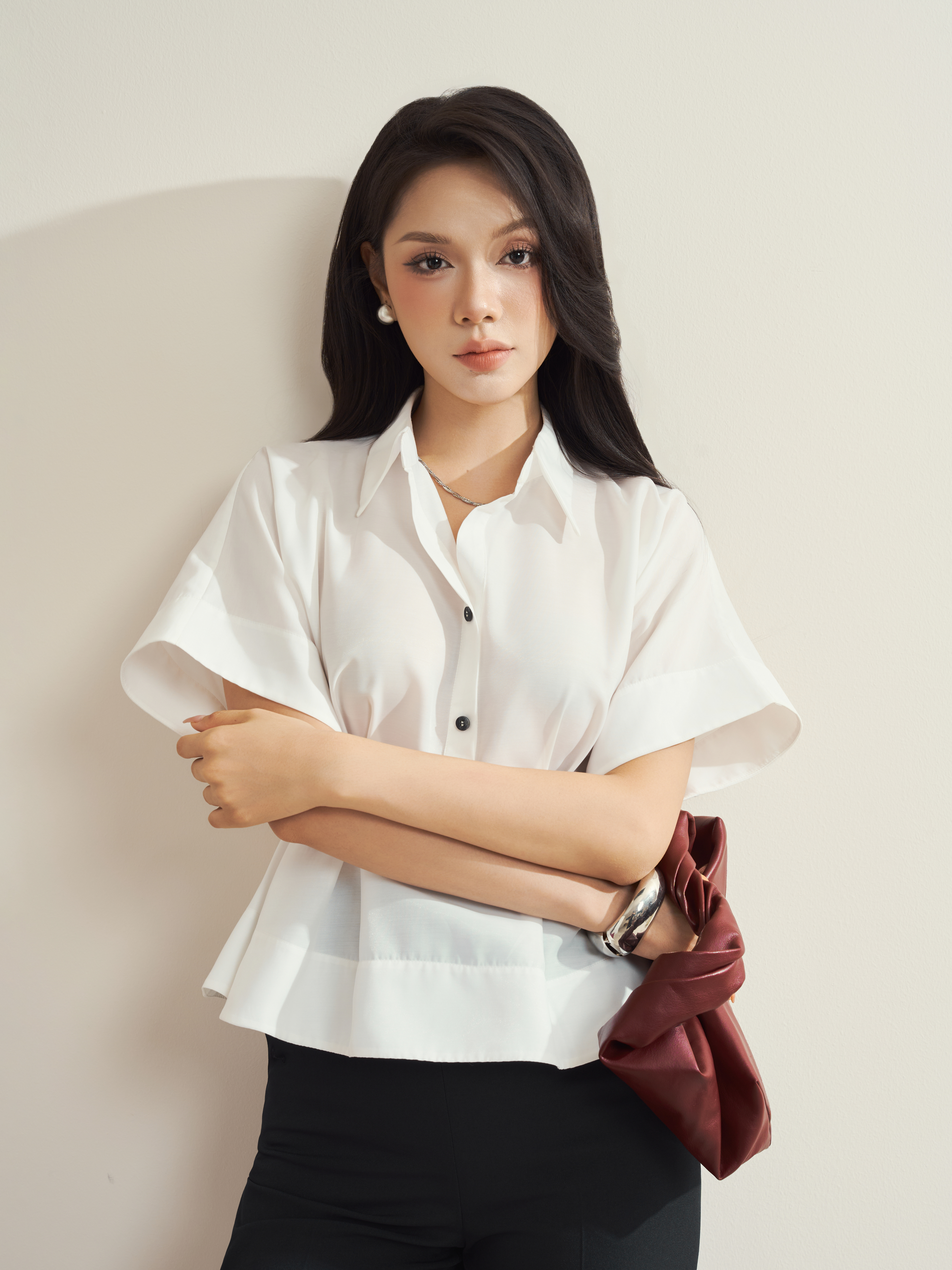 Áo sơ mi liền tay can eo xếp ly xòe gấu