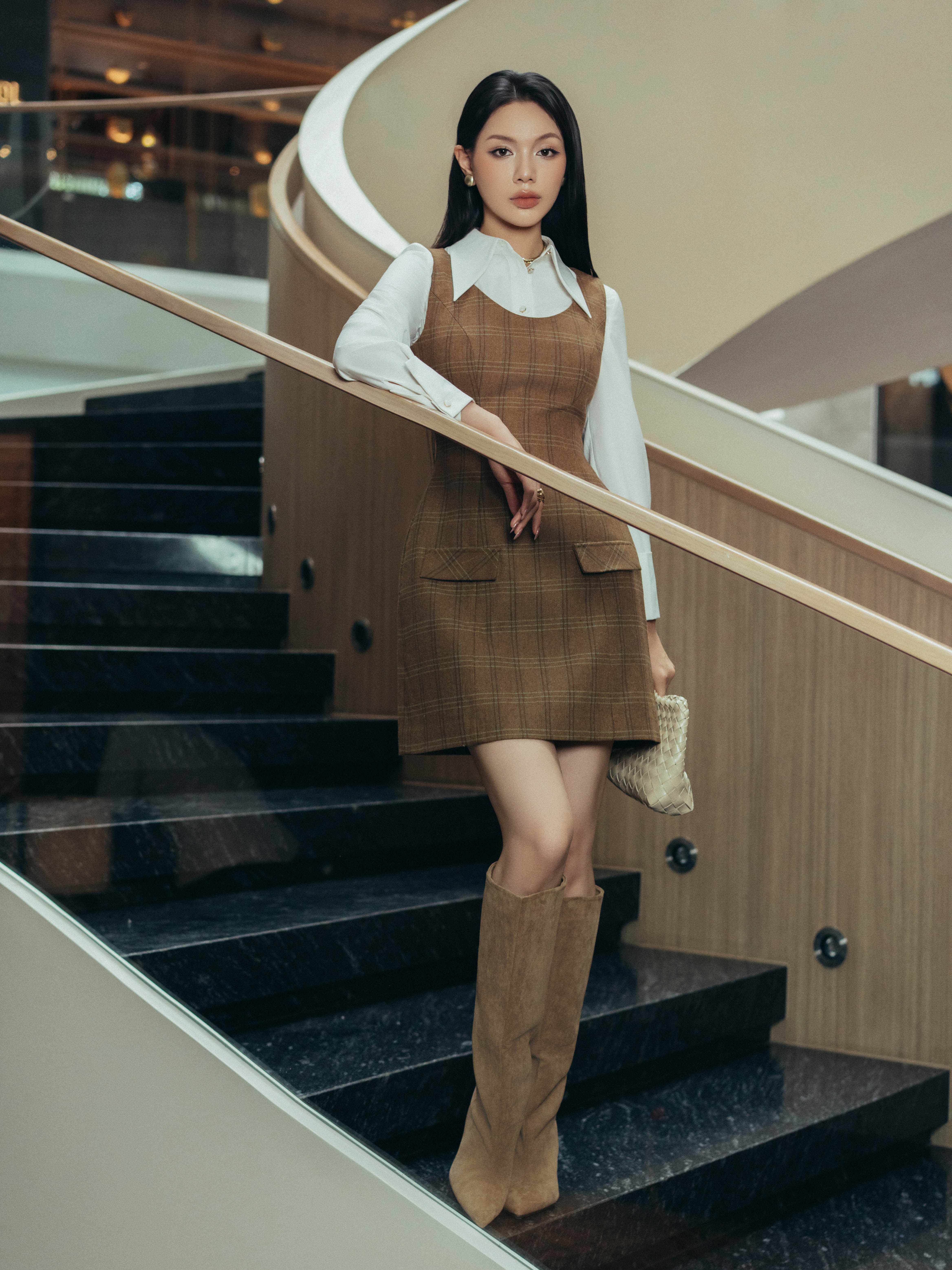 Váy dạ không tay có 2 nắp túi trước_AV.1-952