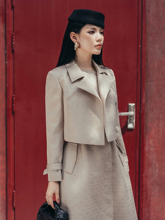 Áo khoác 2 chi tiết cổ 2 ve_MT áo ngoài-315