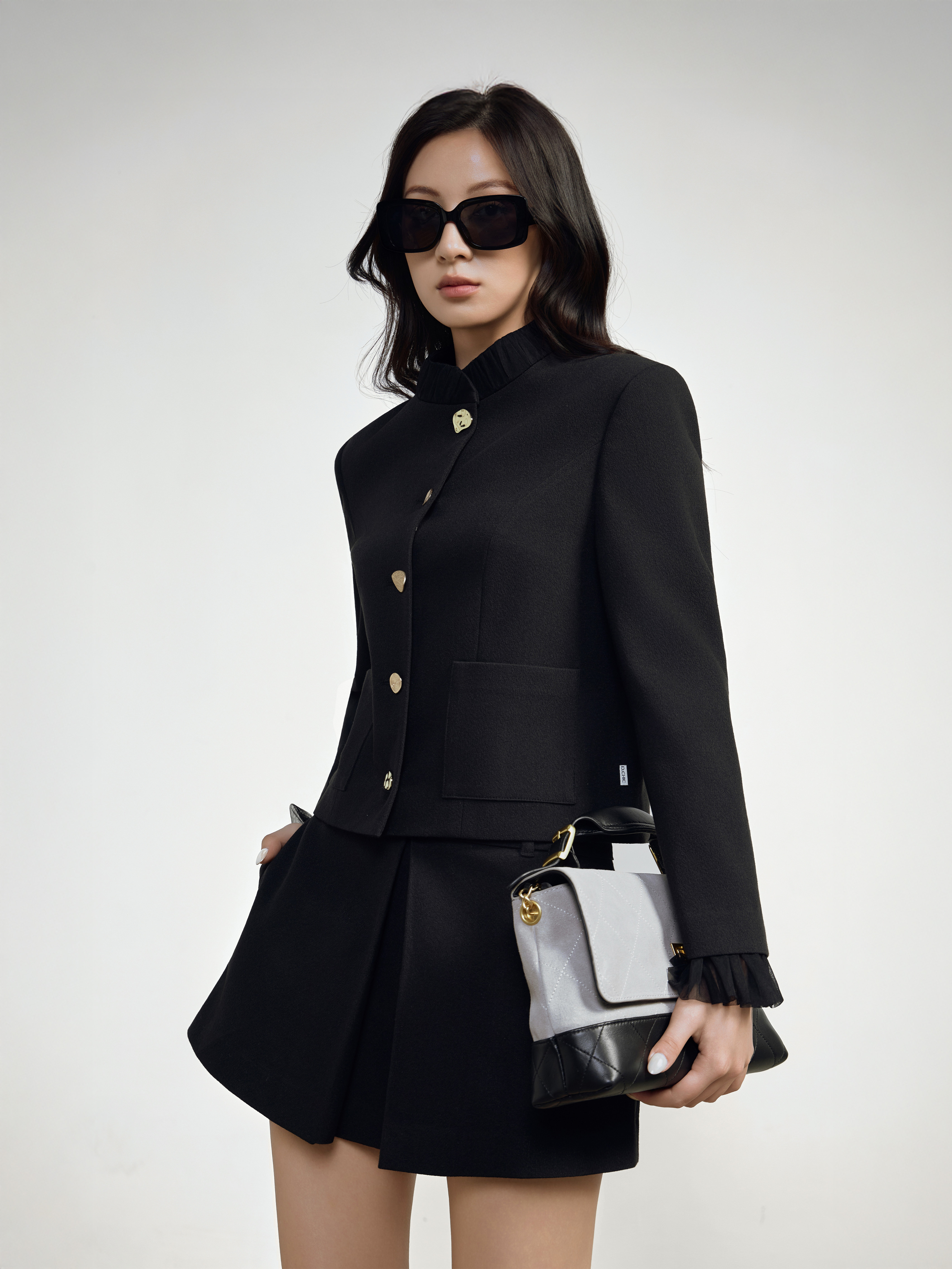 Chân váy ngắn mí ly giữa đai cạp rời_AV.1012