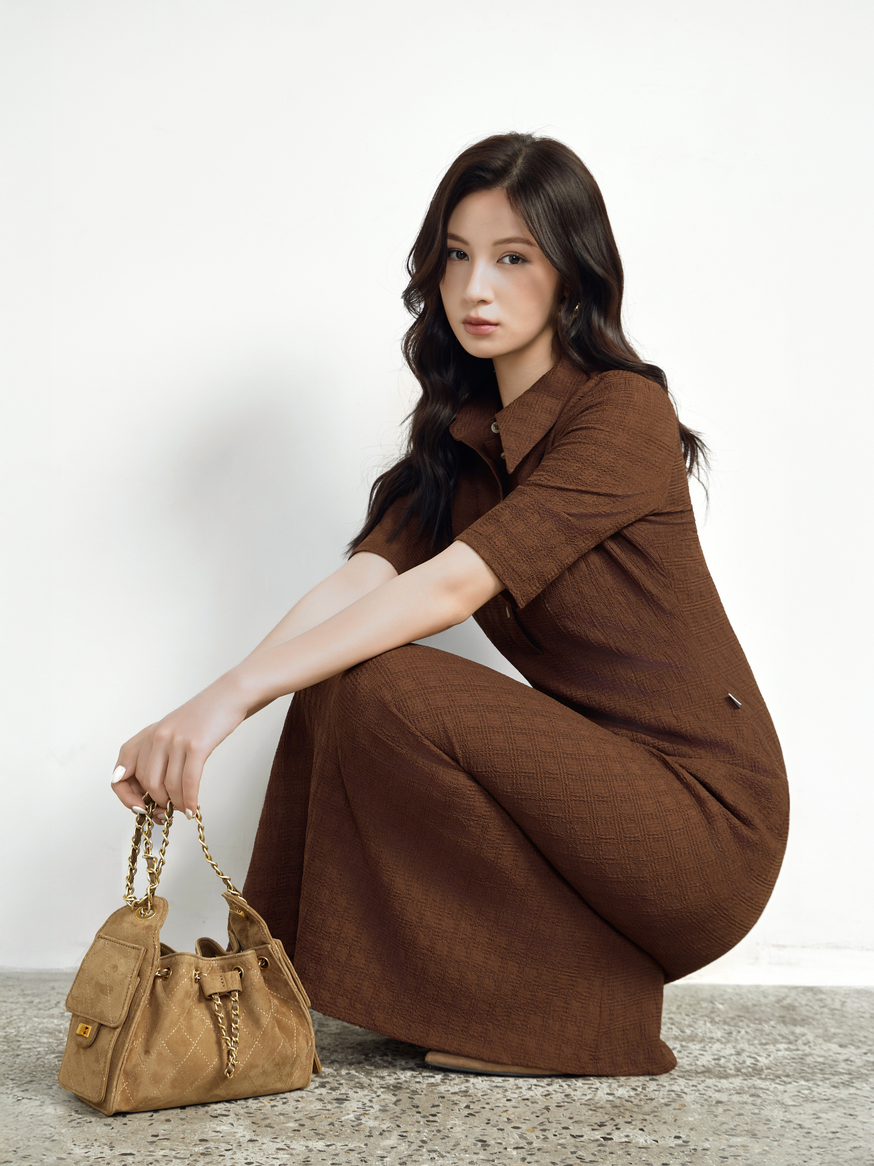 Váy tay lửng cổ đức