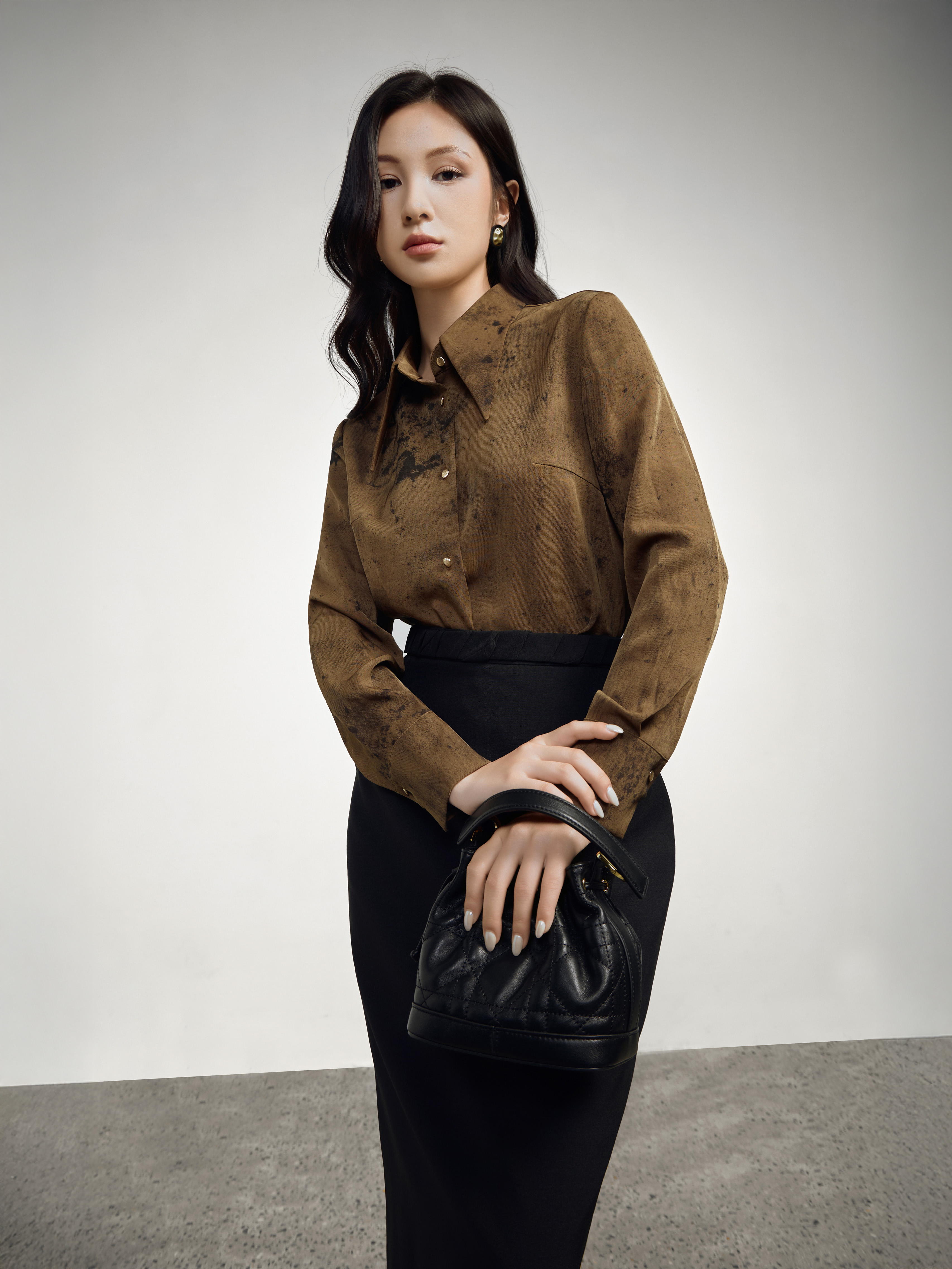 Chân váy midi ôm cạp cách điệu