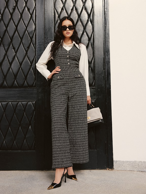 Jumsui cổ V ống đứng 2 nắp túi