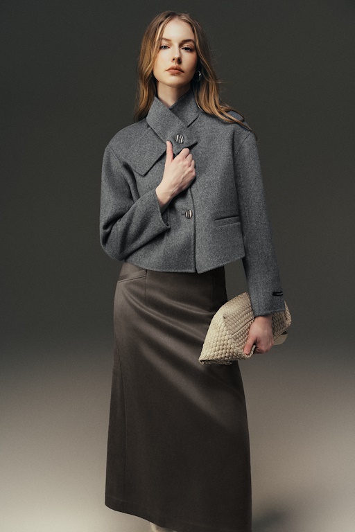 Áo dạ handmade cổ khăn dáng ngắn