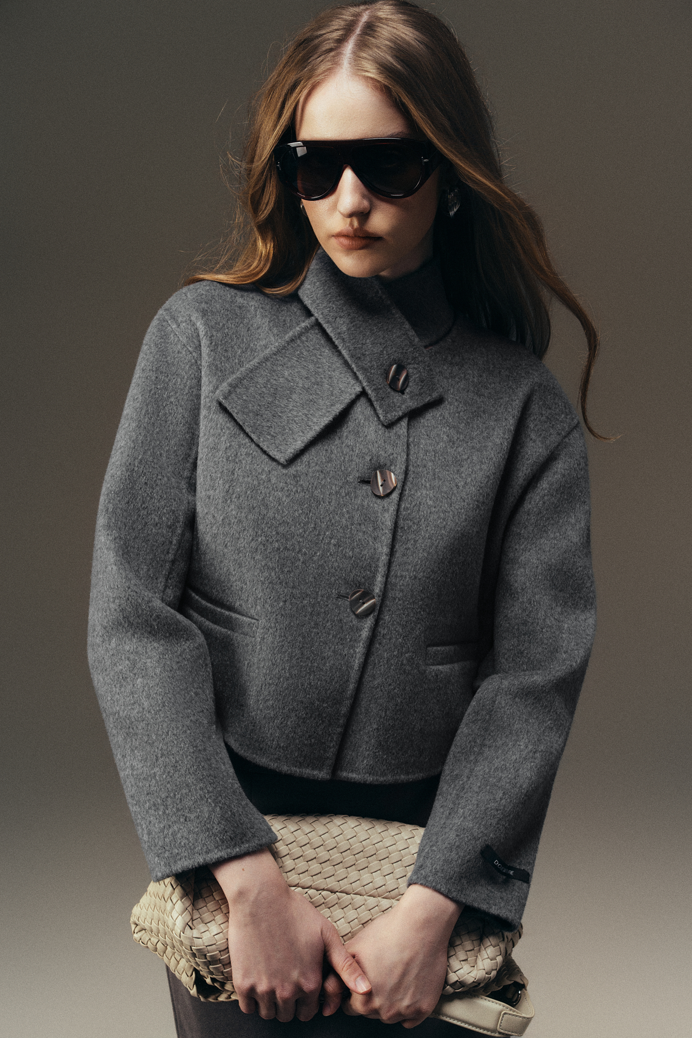 Áo dạ handmade cổ khăn dáng ngắn