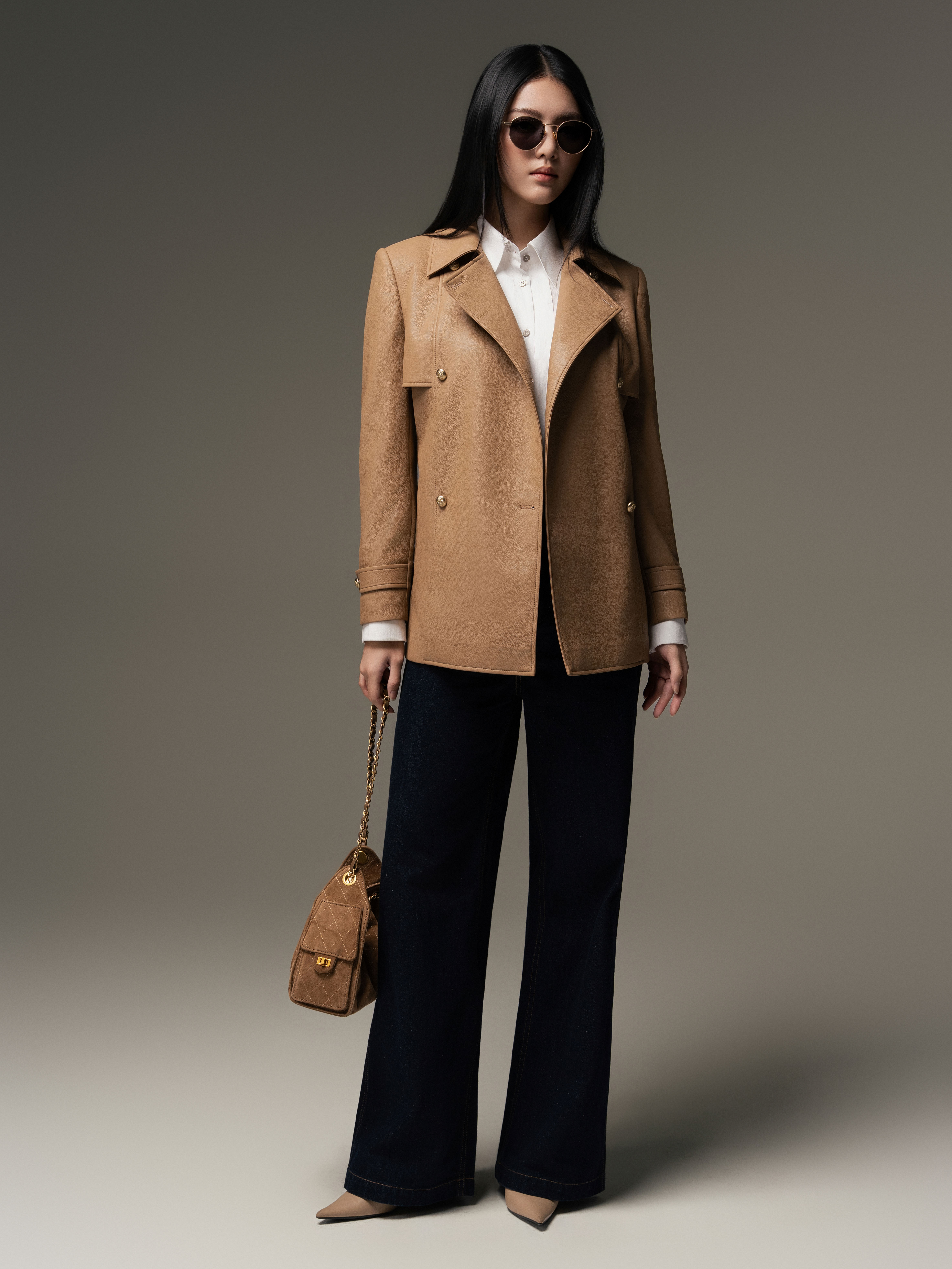 Áo da hai hàng cúc thắt nơ ngoài