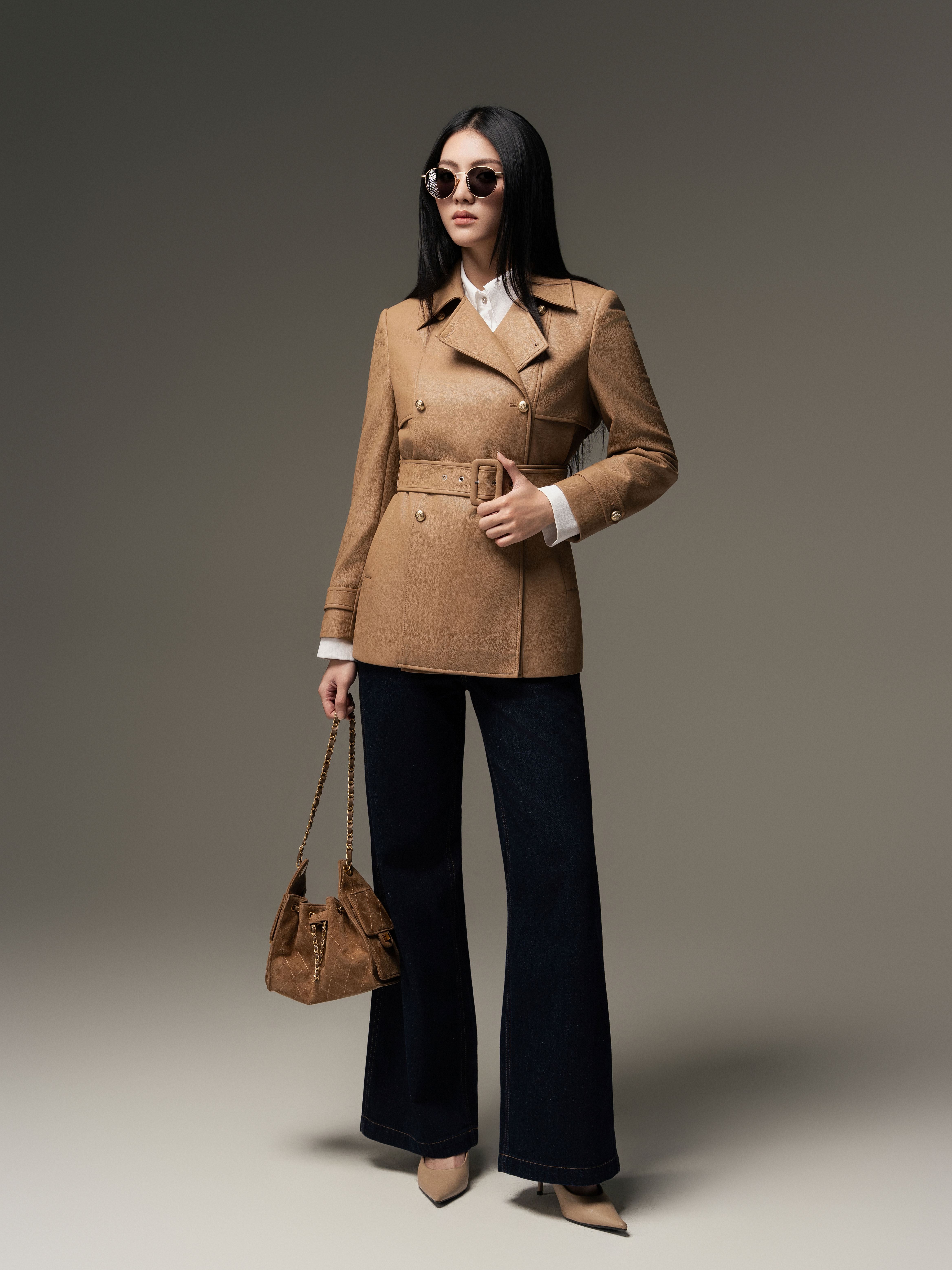 Áo da hai hàng cúc thắt nơ ngoài