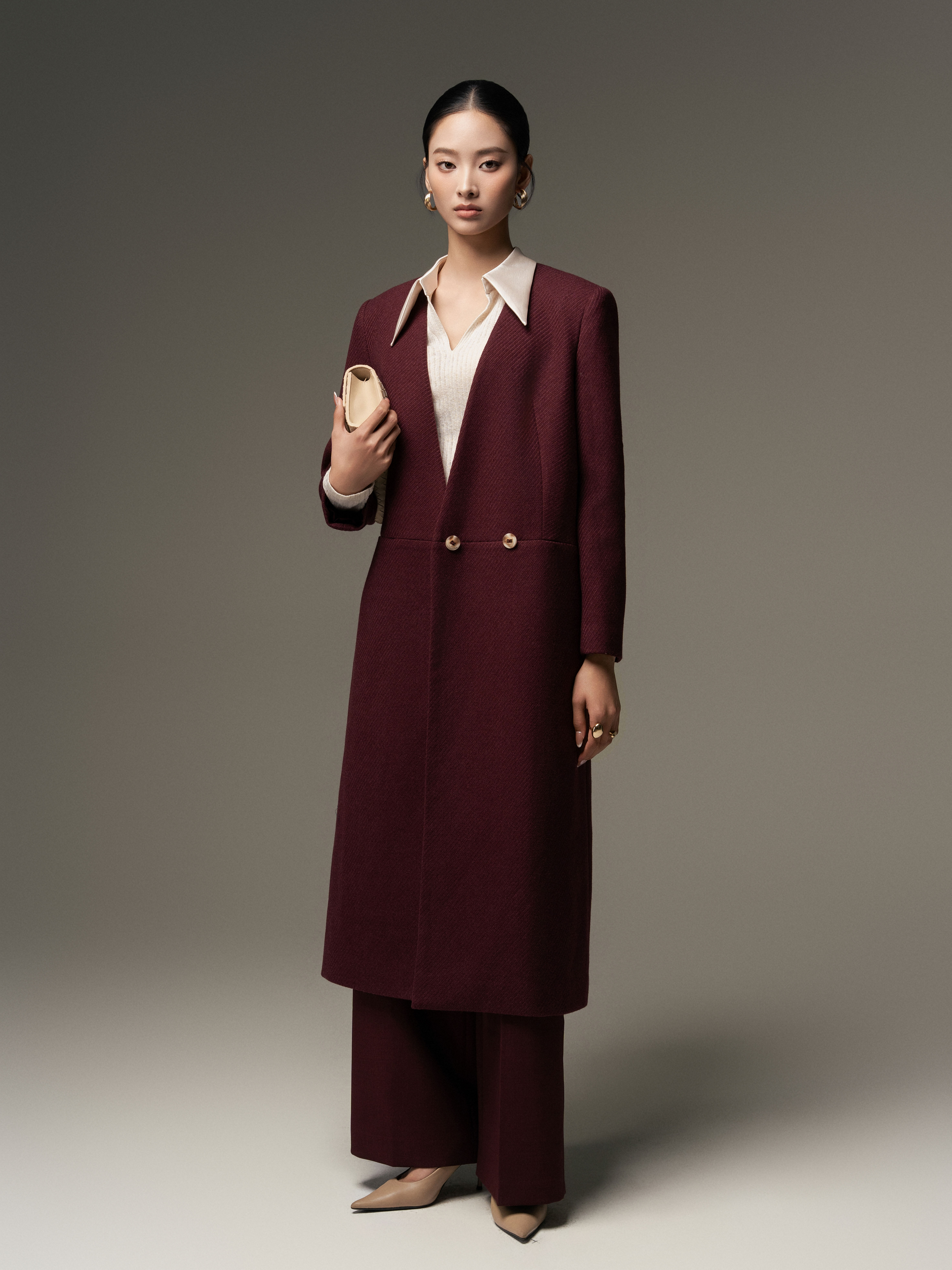 Áo trendcoat dáng dài cổ V