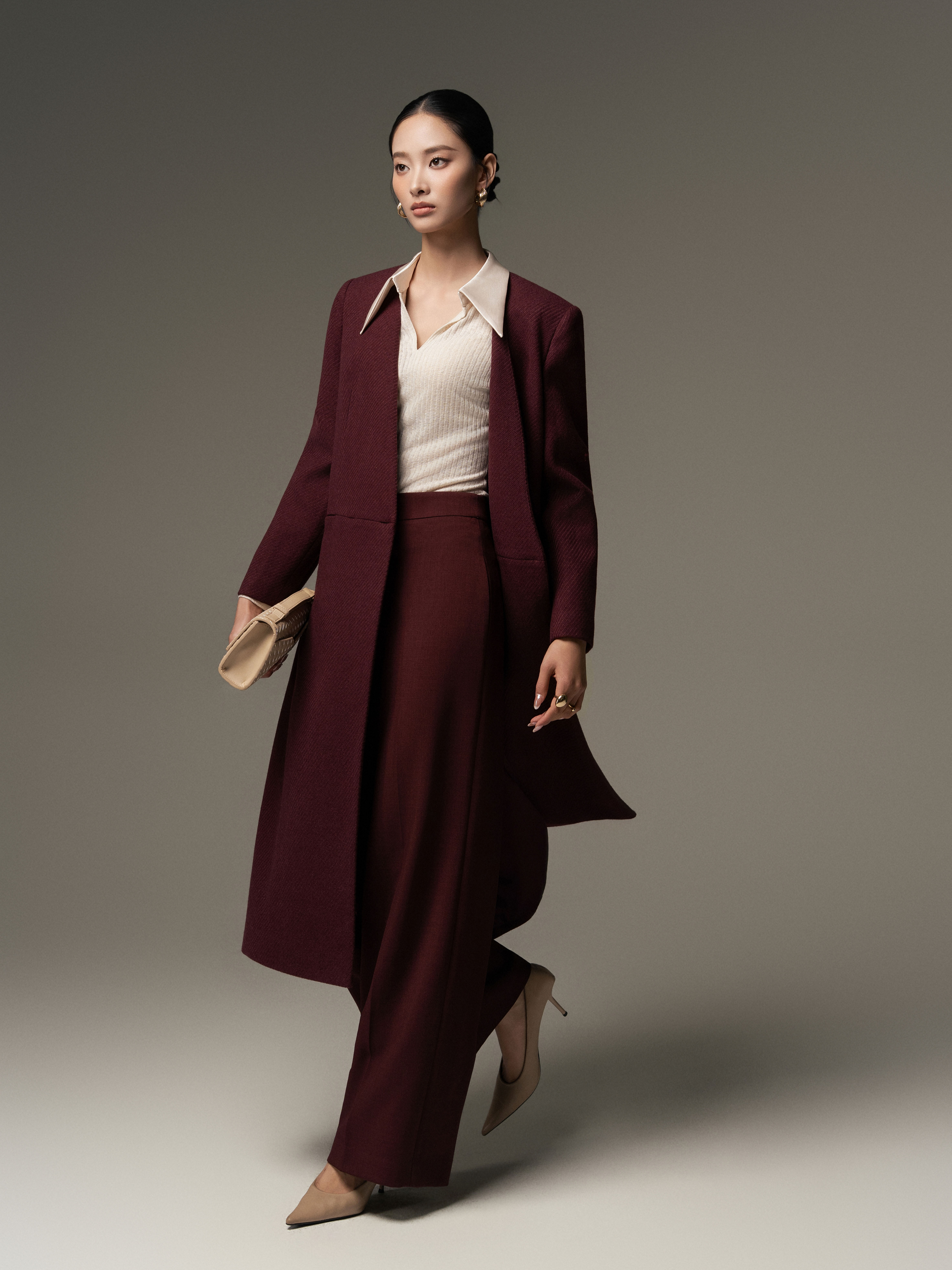 Áo trendcoat dáng dài cổ V