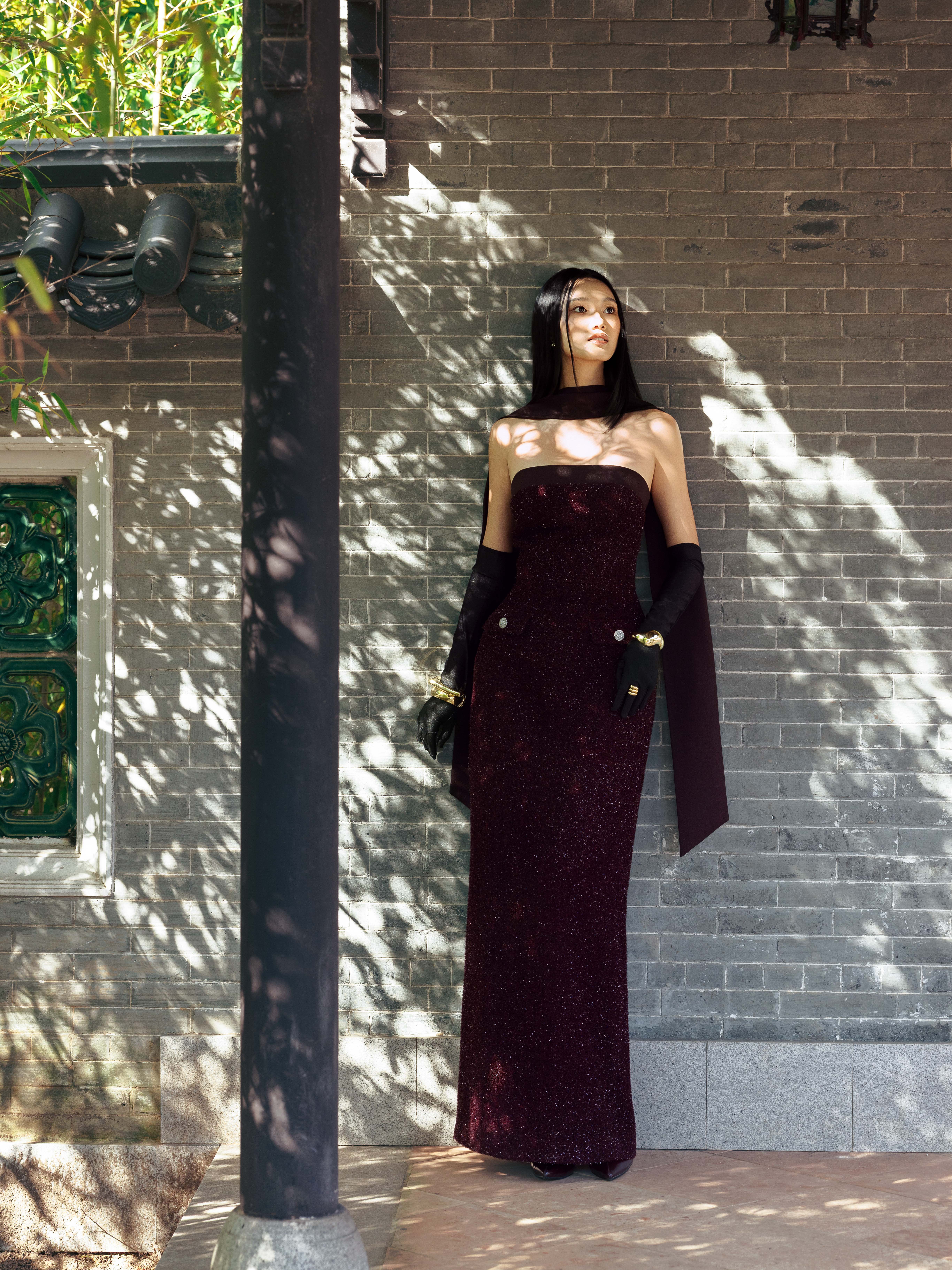 Váy quây dạ tweed dáng dài kèm khăn