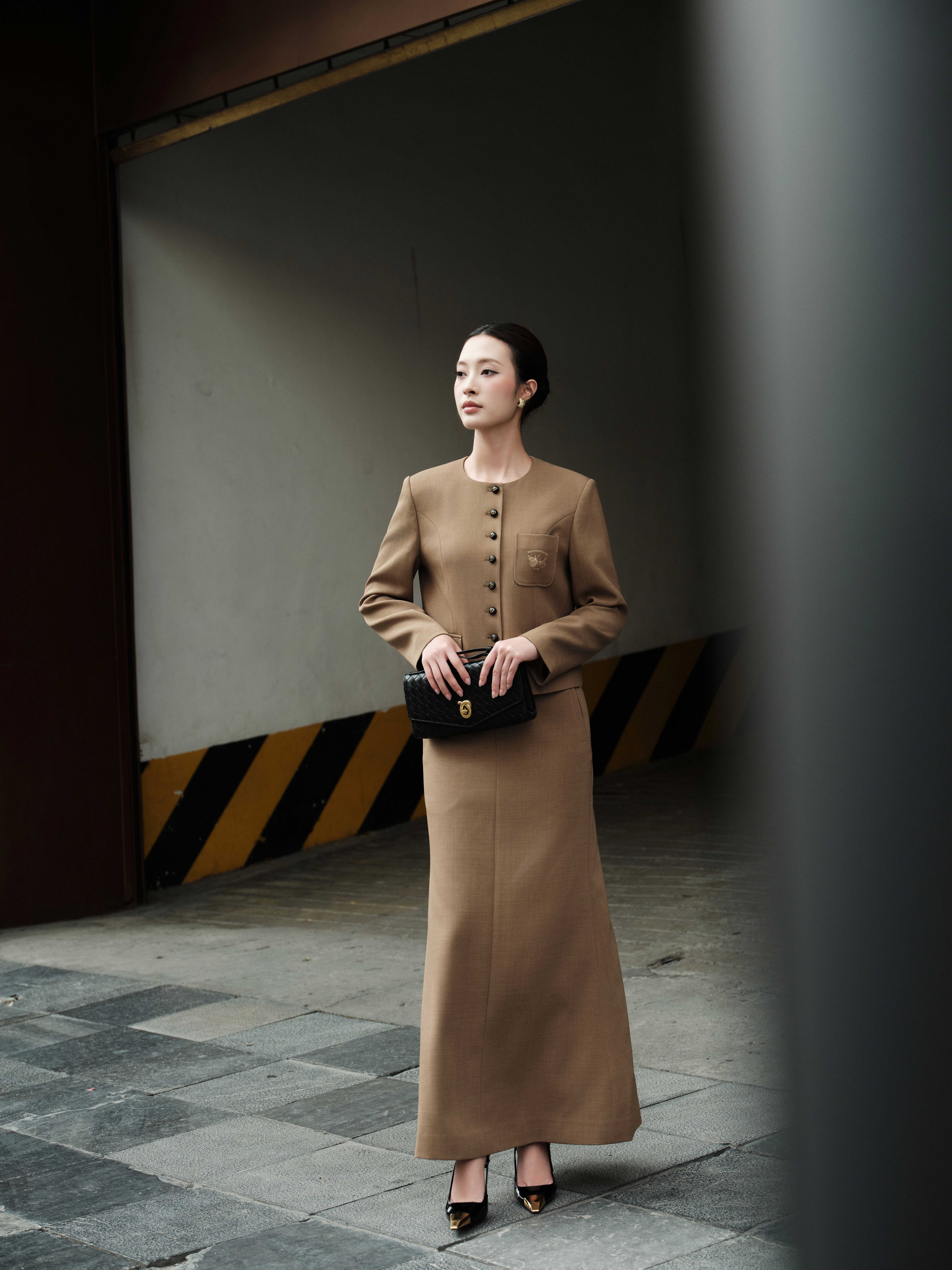 Chân váy midi ôm xòe cạp rời_AV.1-972