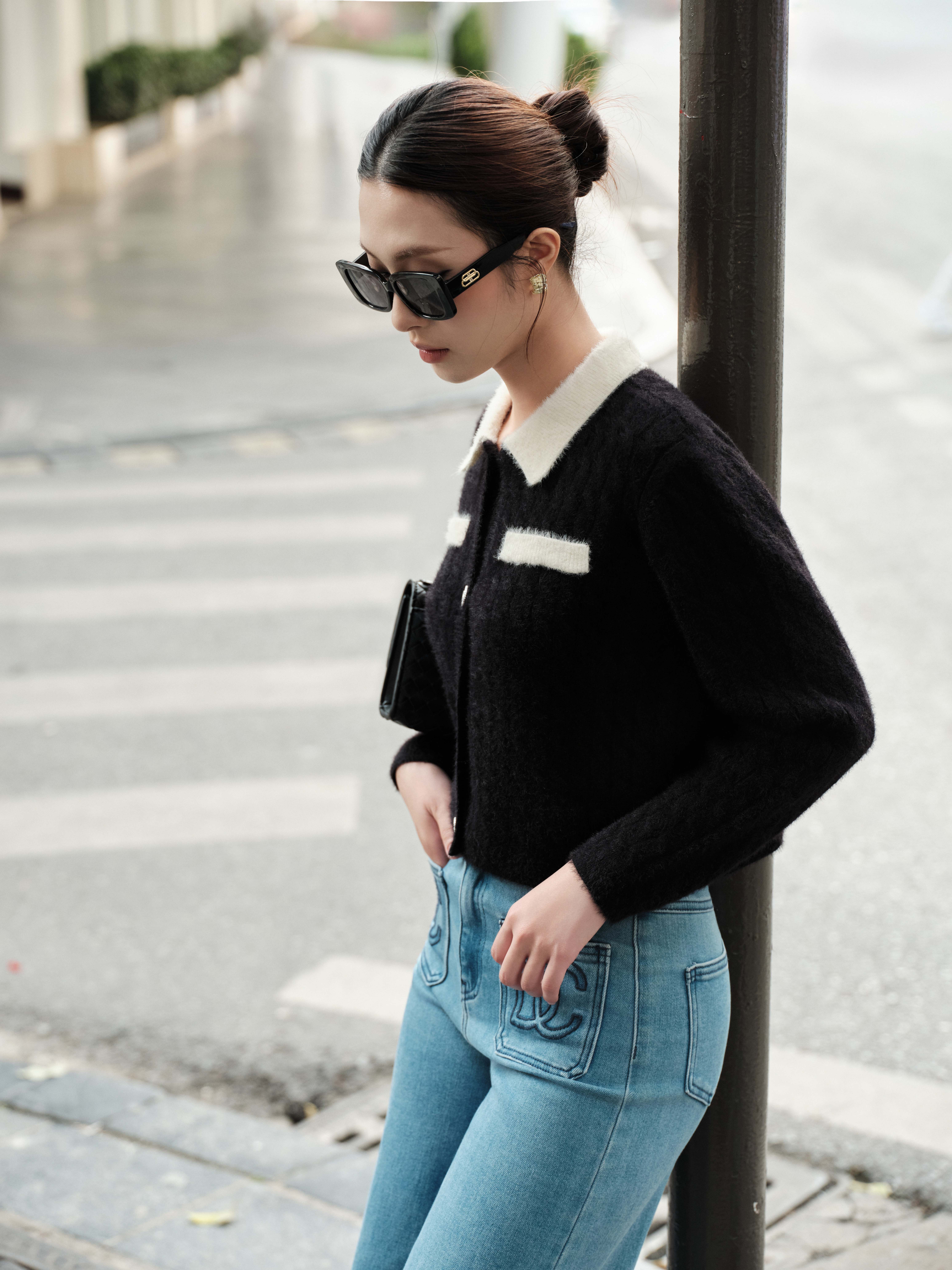 Áo len lông thỏ phối cổ túi ngực-DHC2503