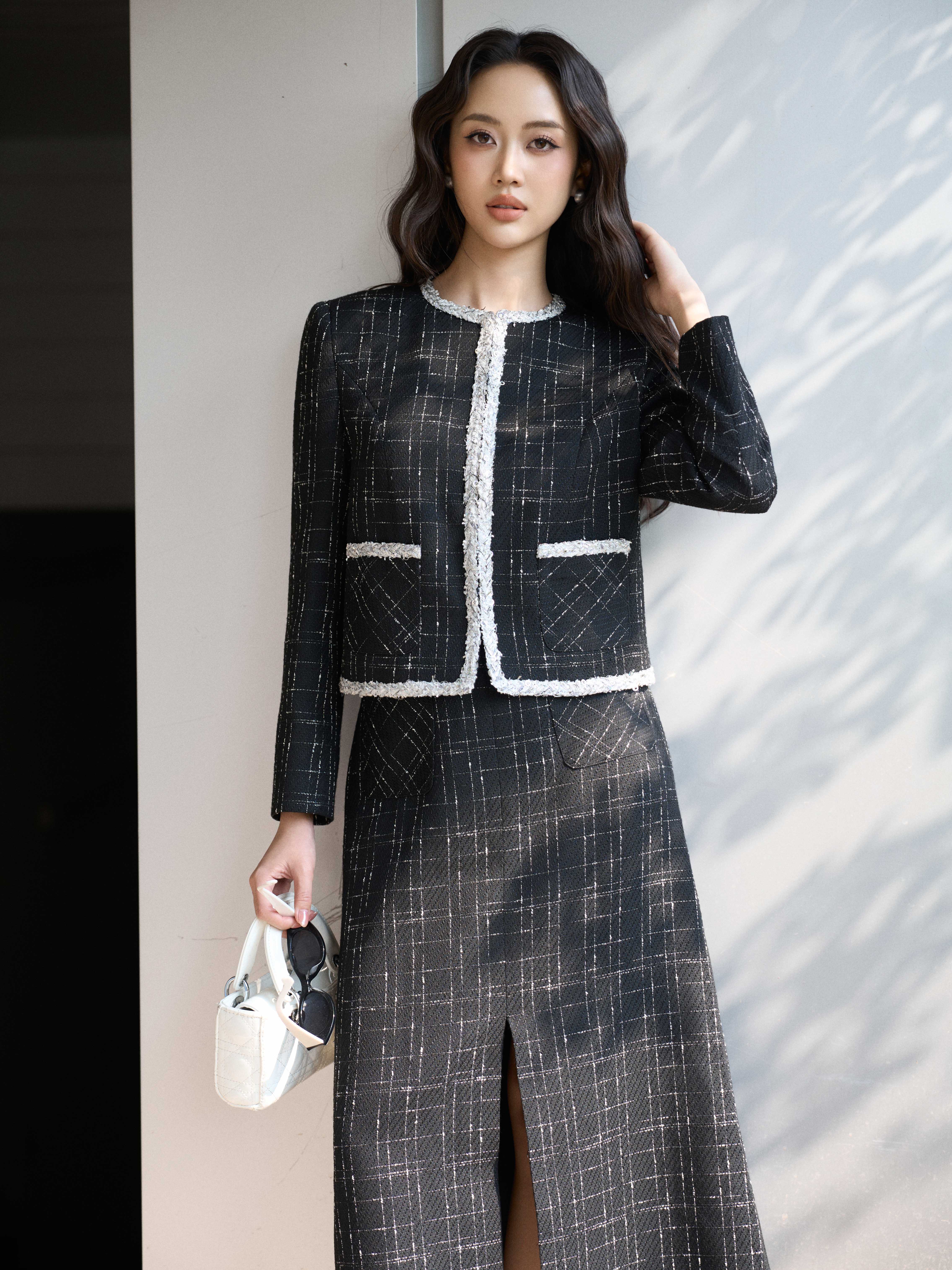 Chân váy midi 2 túi ốp xẻ trước_AV.5-878