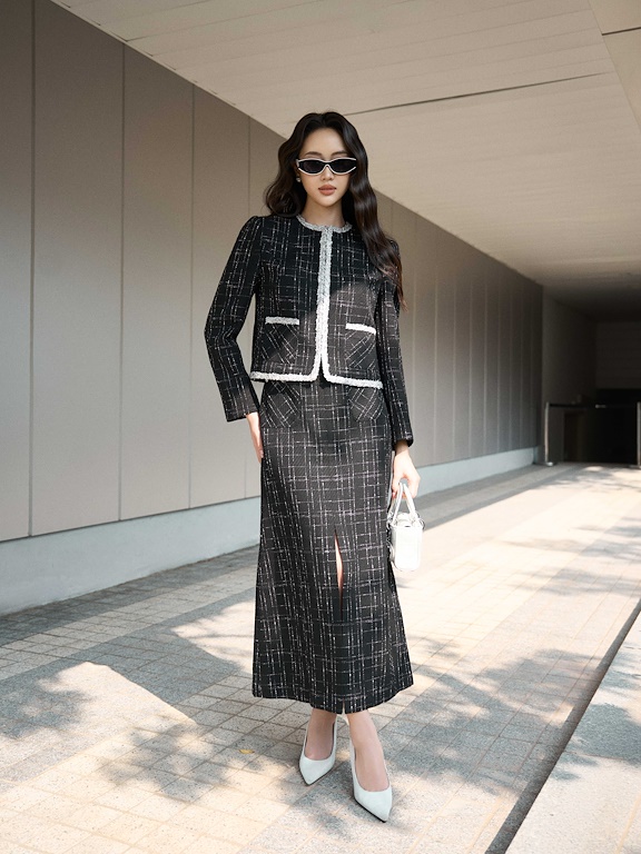 Chân váy midi 2 túi ốp xẻ trước_AV.5-878