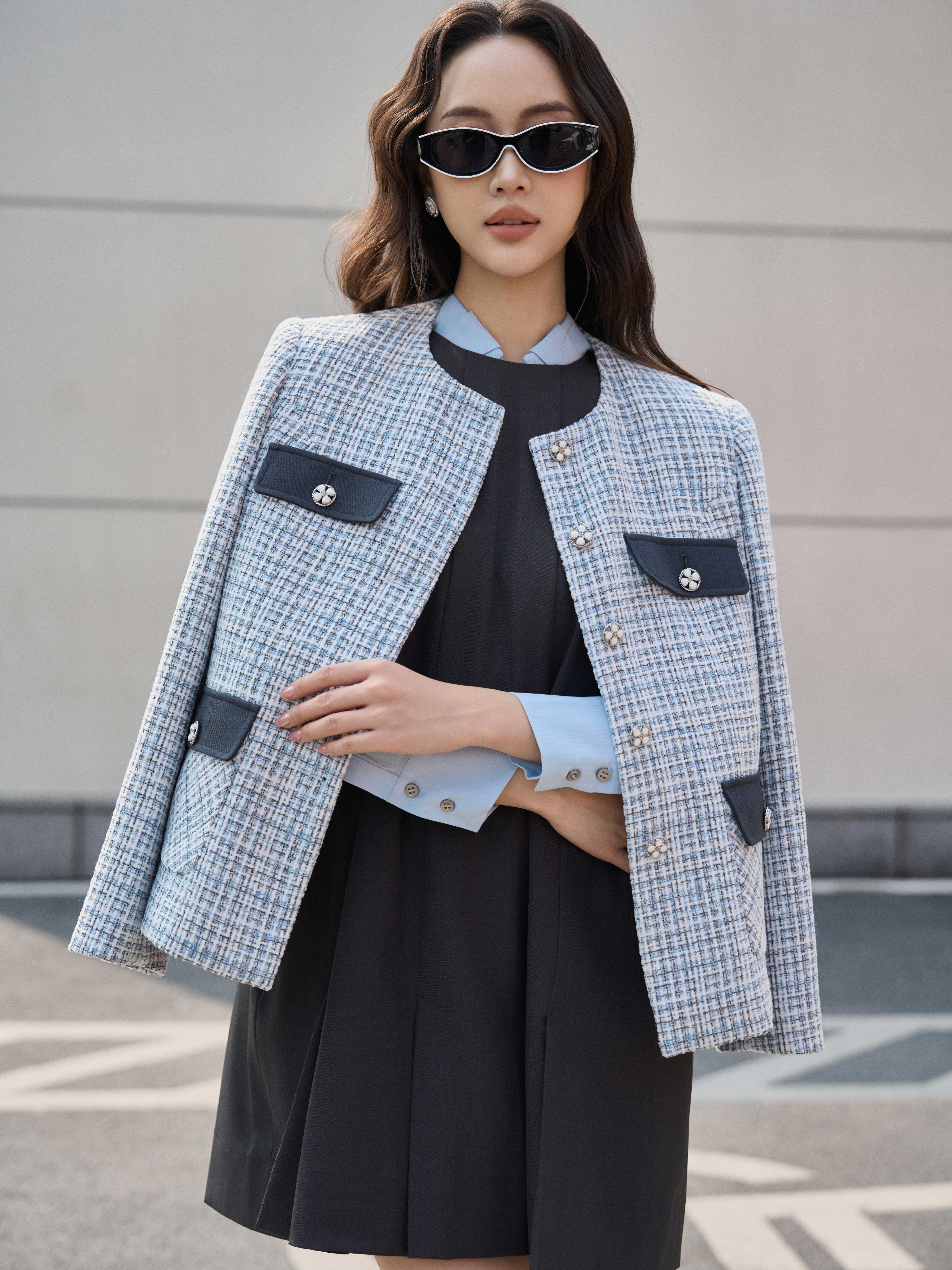 Áo tweed kẻ nắp túi phối