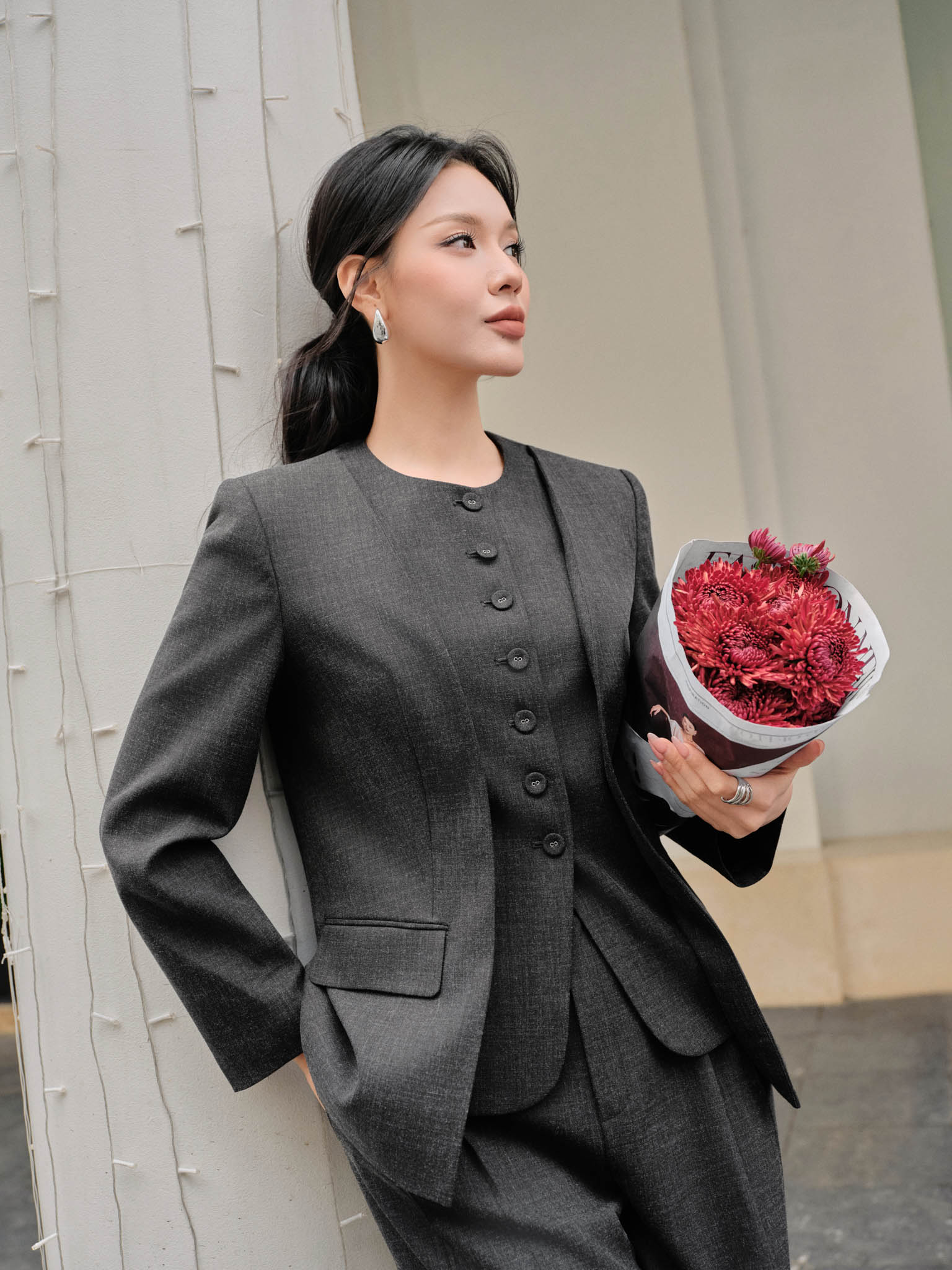 Áo vest cổ tròn 2 vạt rời