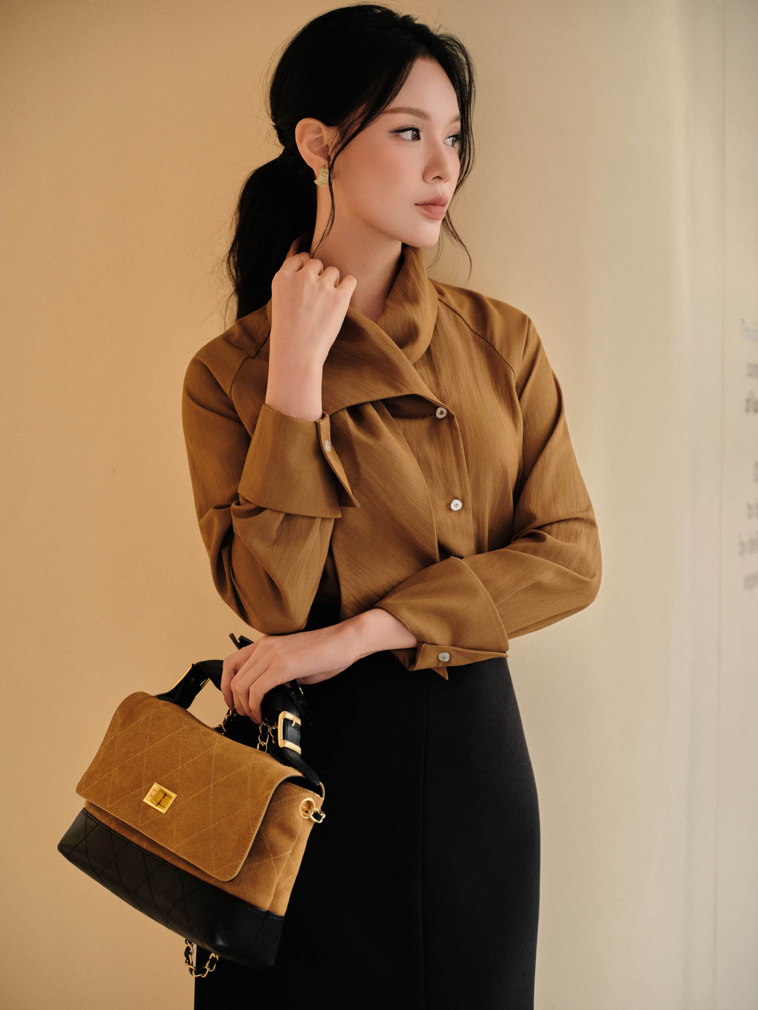 Chân váy midi cạp phối