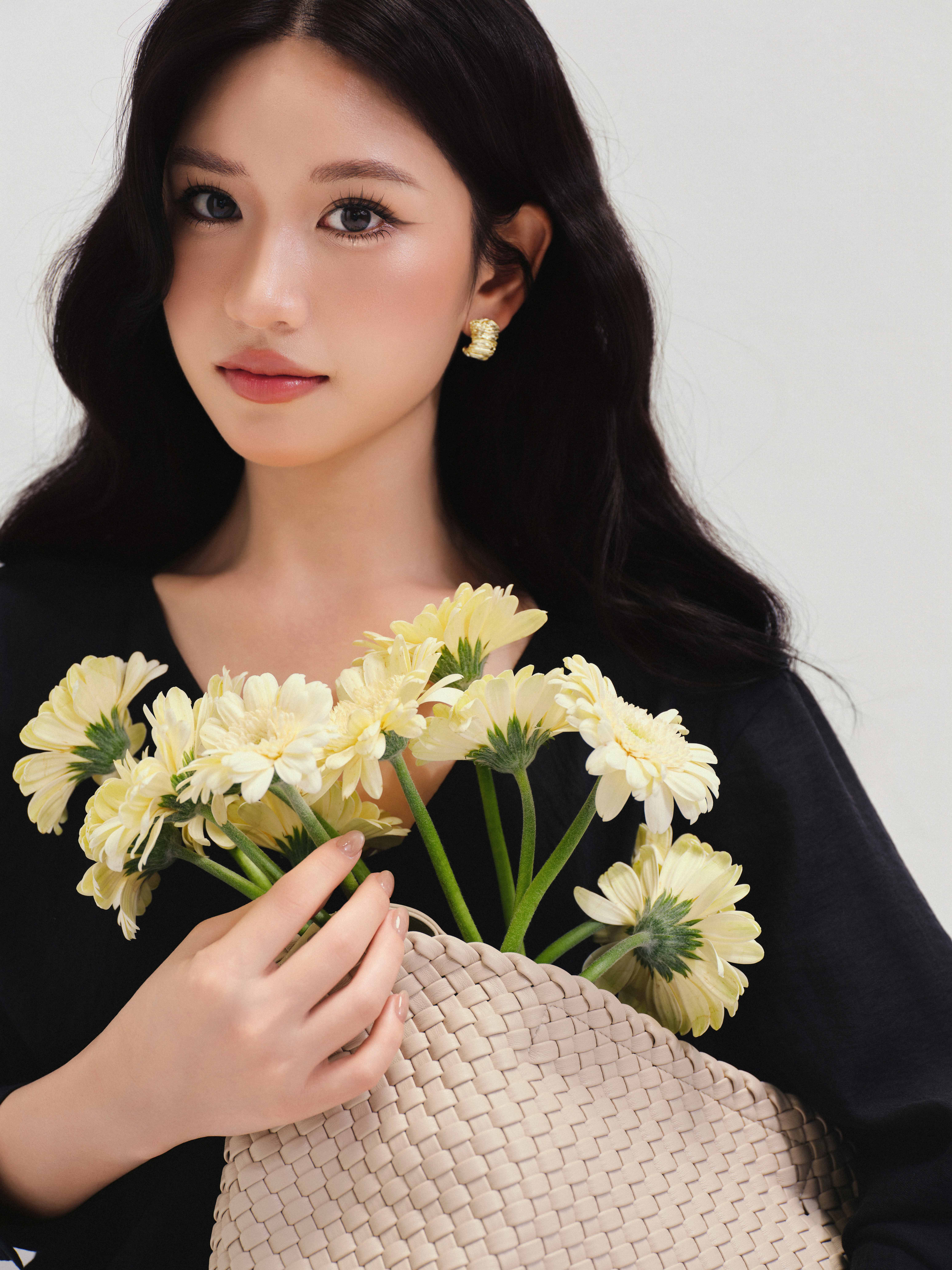 Set 2 chi tiết váy 2 dây phối áo tơ