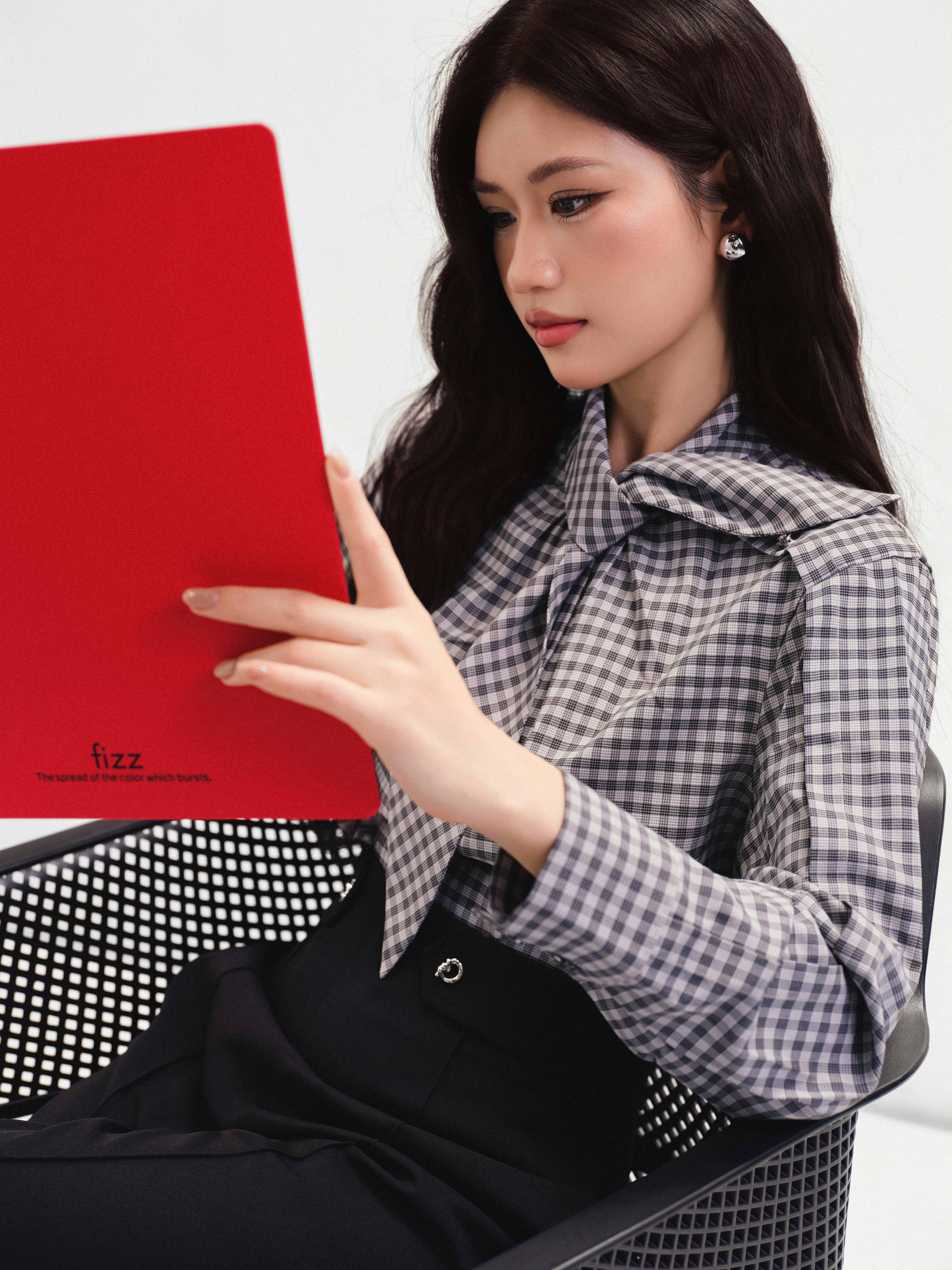 Áo kẻ cổ nơ tay dài