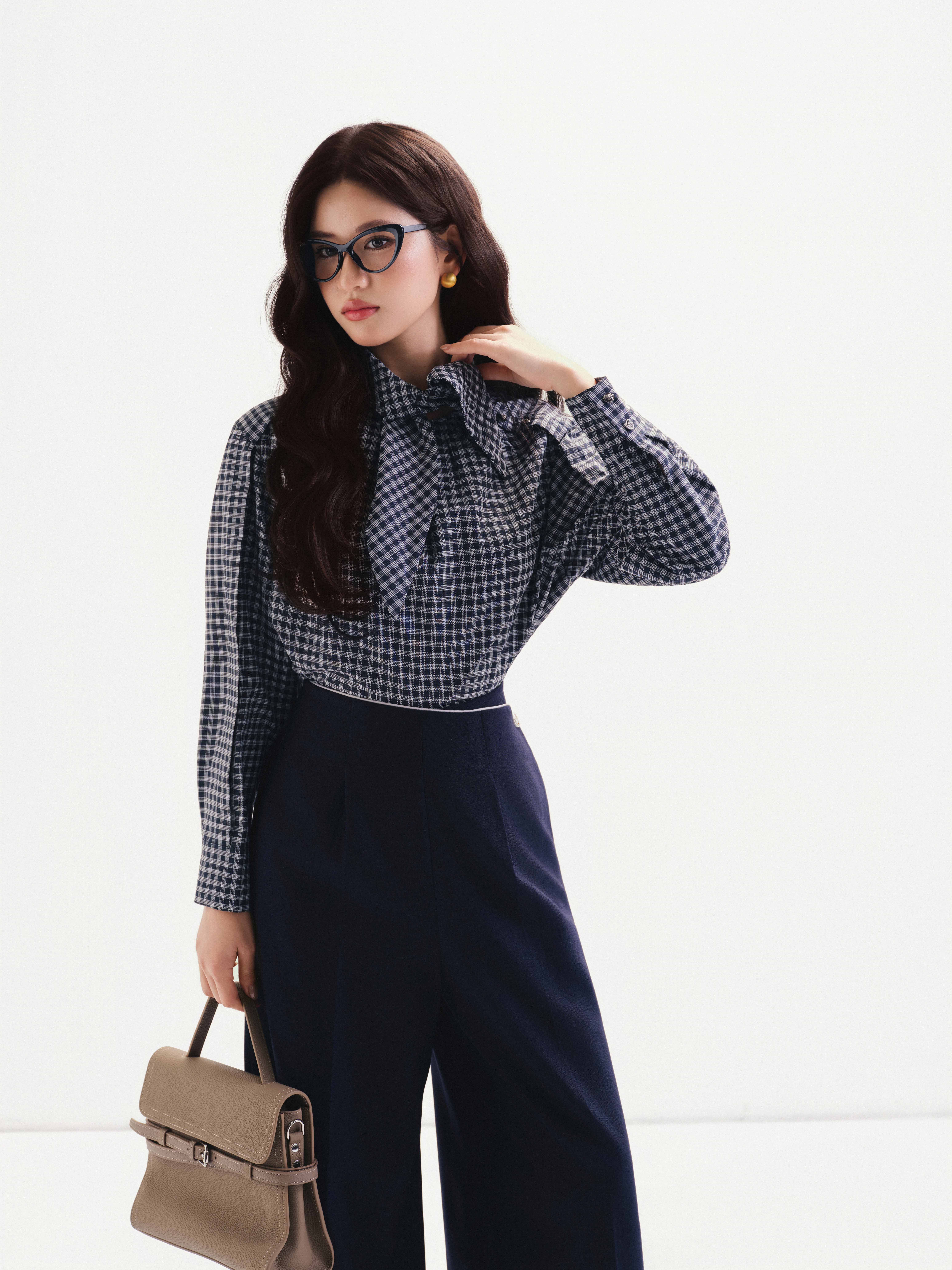 Quần ống đứng mí ly