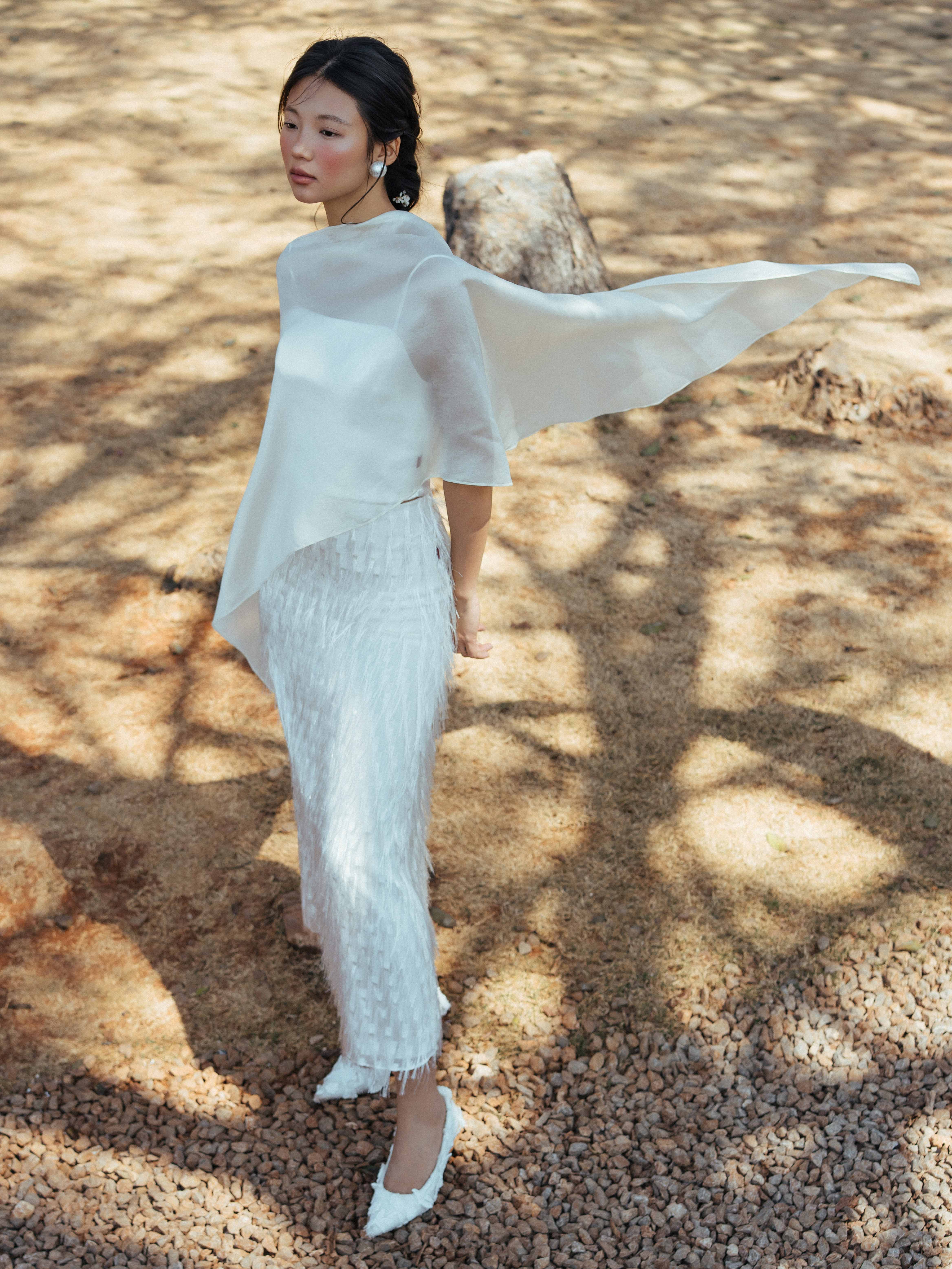 Khăn choàng kèm áo 2 dây