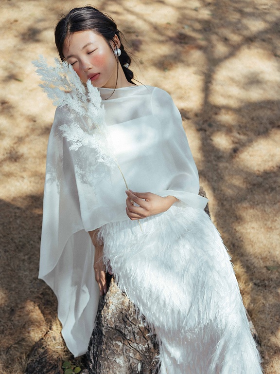 Khăn choàng kèm áo 2 dây