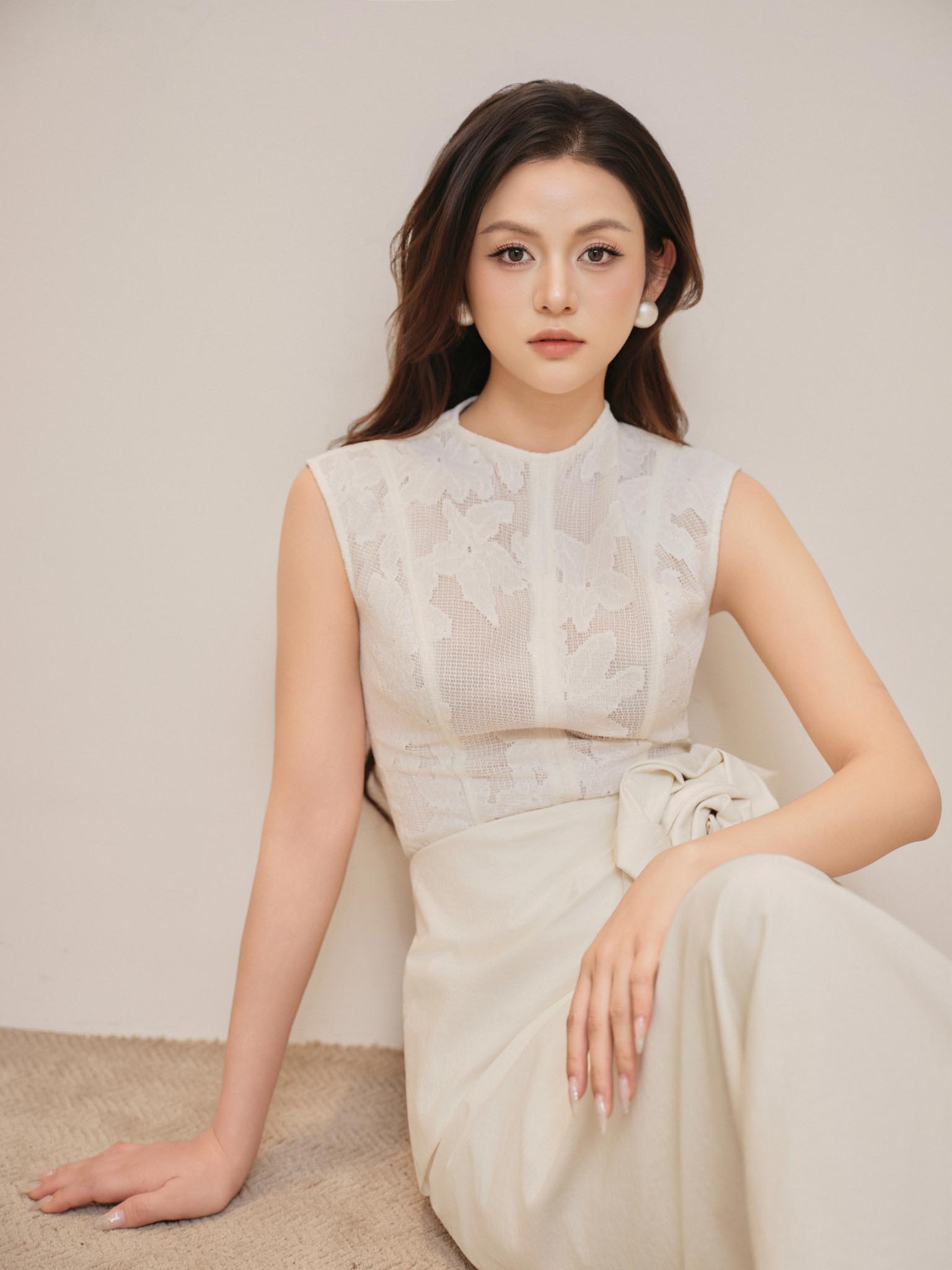 Chân váy midi hoa hồng