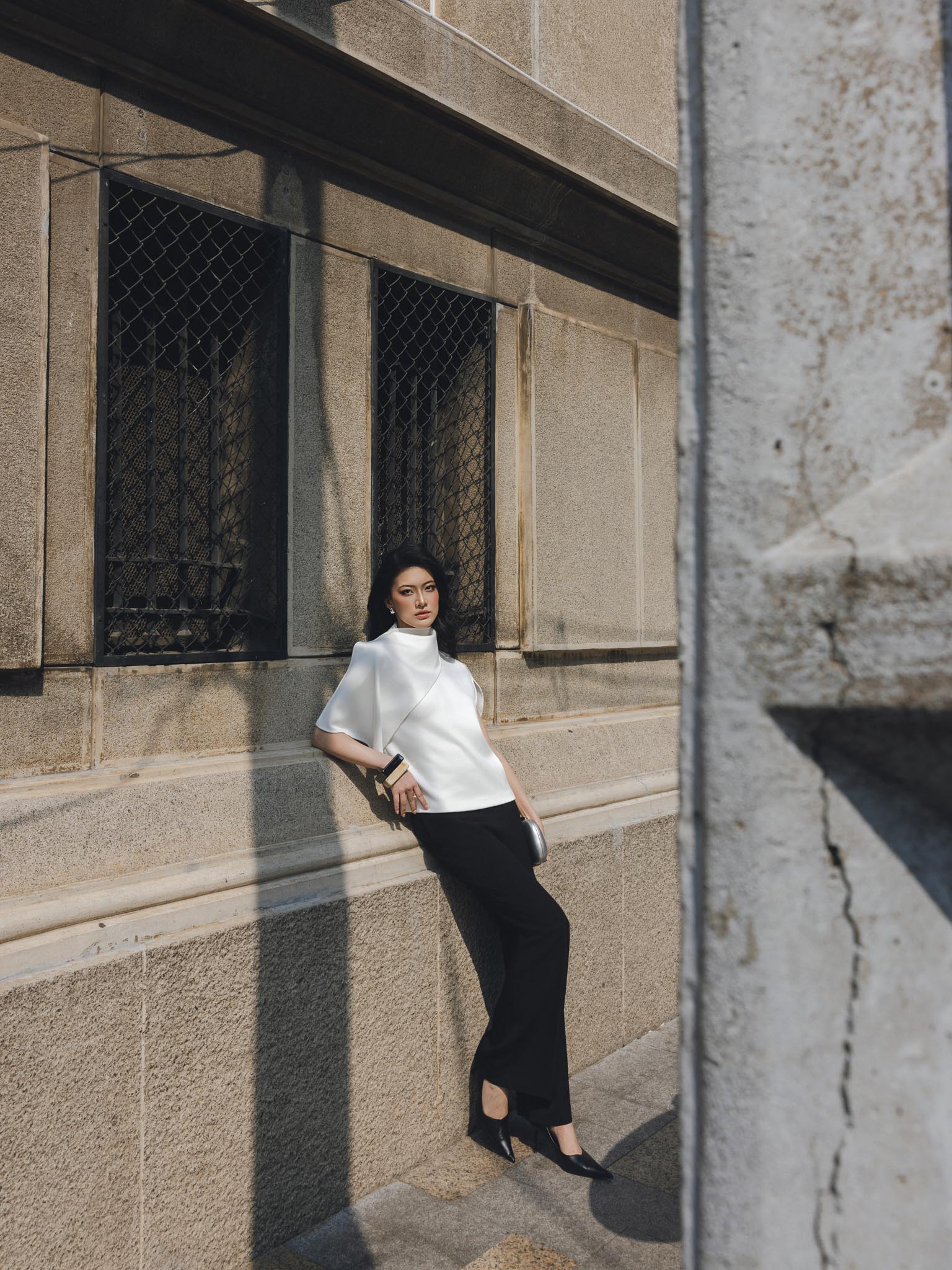 Áo thun vai chờm cổ khăn