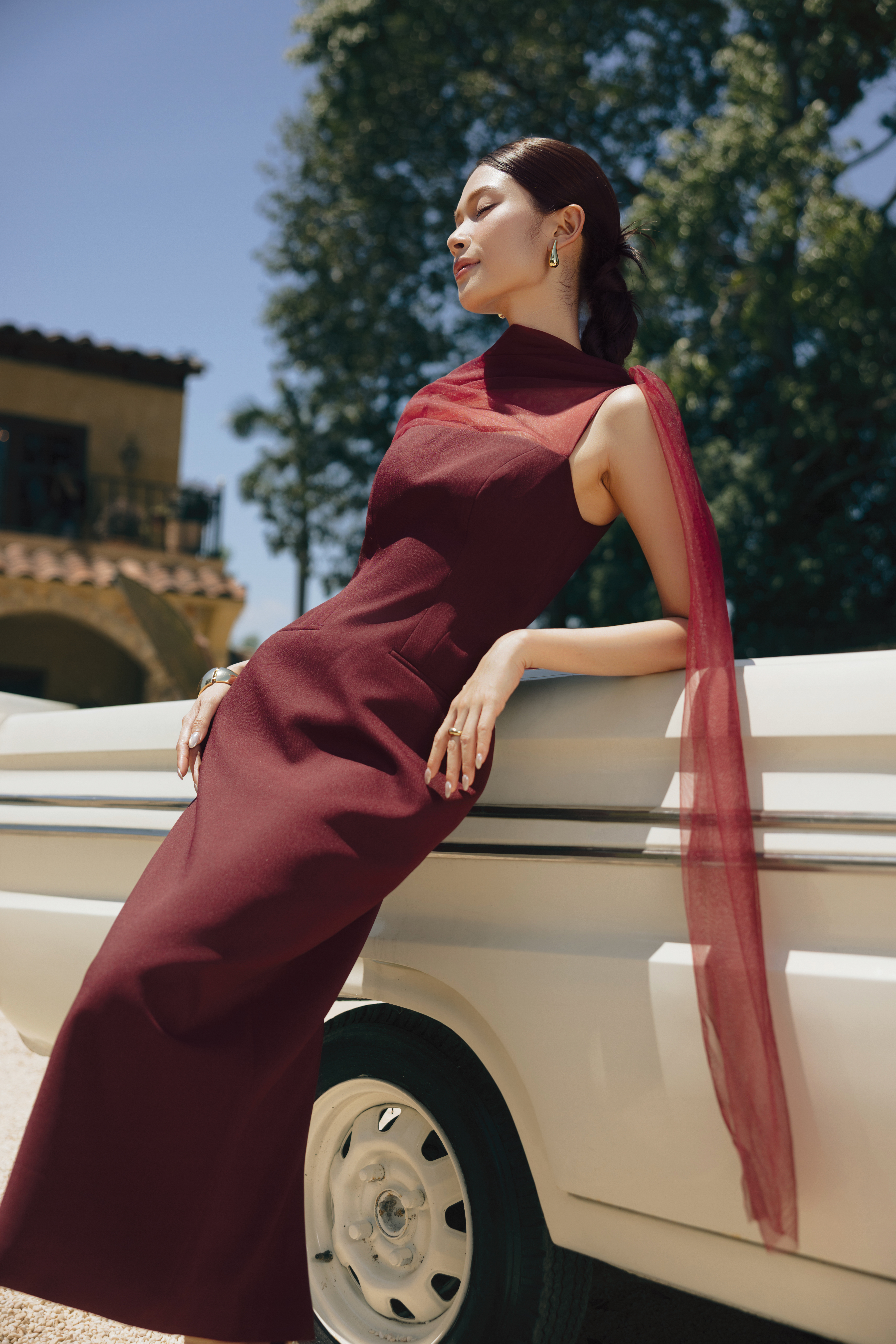 Váy sát nách phối khăn