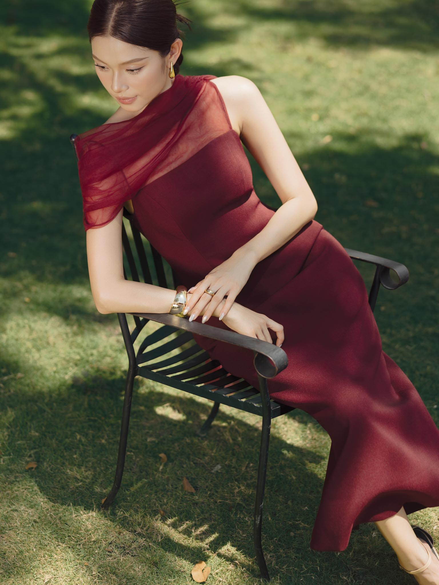 Váy sát nách phối khăn