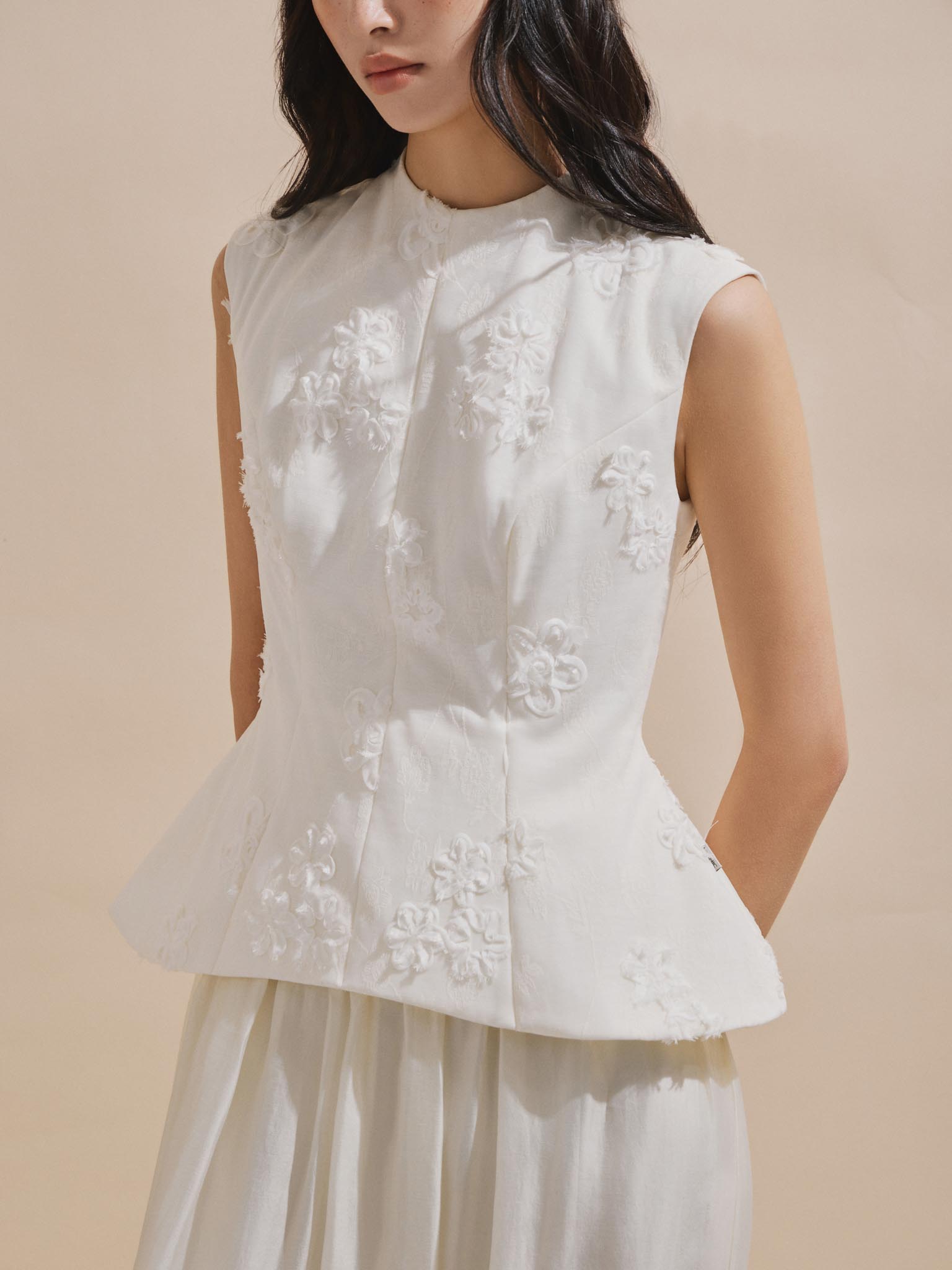 Váy peplum tơ hoa sát nách